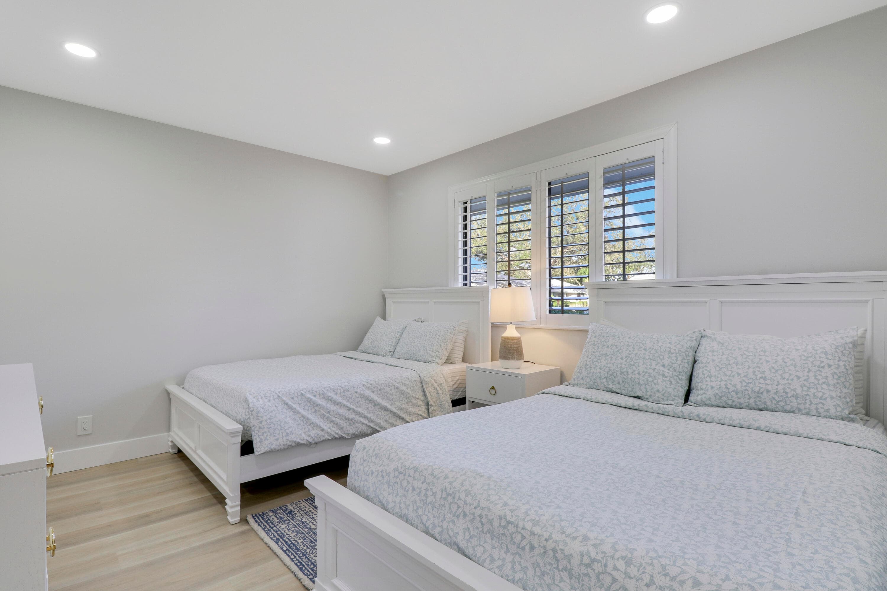 523 Club Drive, Palm Beach Gardens, FL 33418 — photo 5 of 28