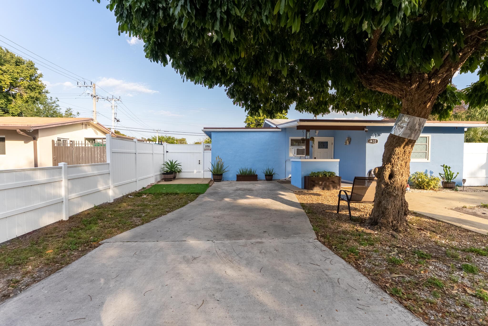 1432 SW 26th Avenue, Fort Lauderdale, FL 33312 — photo 5 of 28