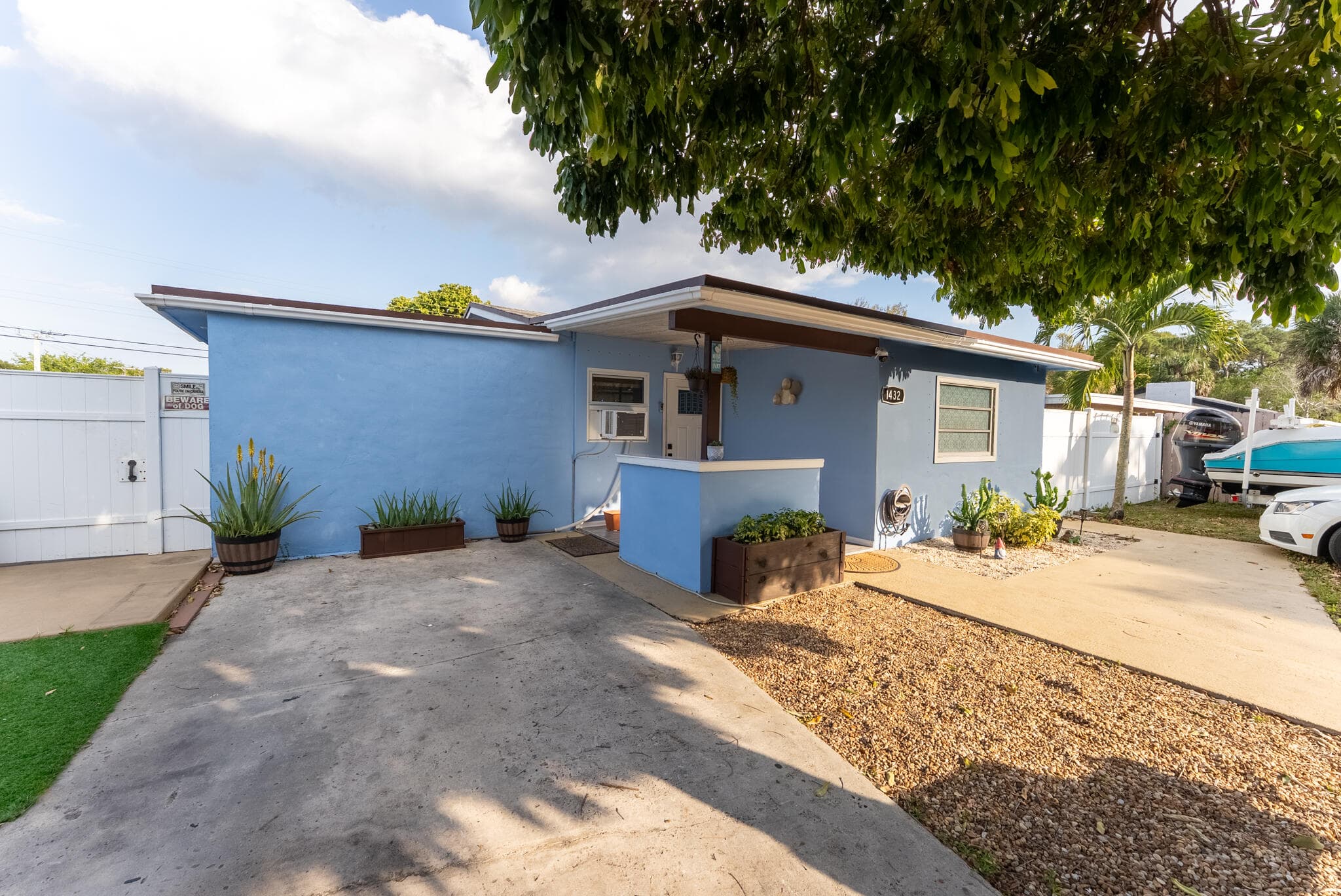 1432 SW 26th Avenue, Fort Lauderdale, FL 33312 — photo 6 of 28