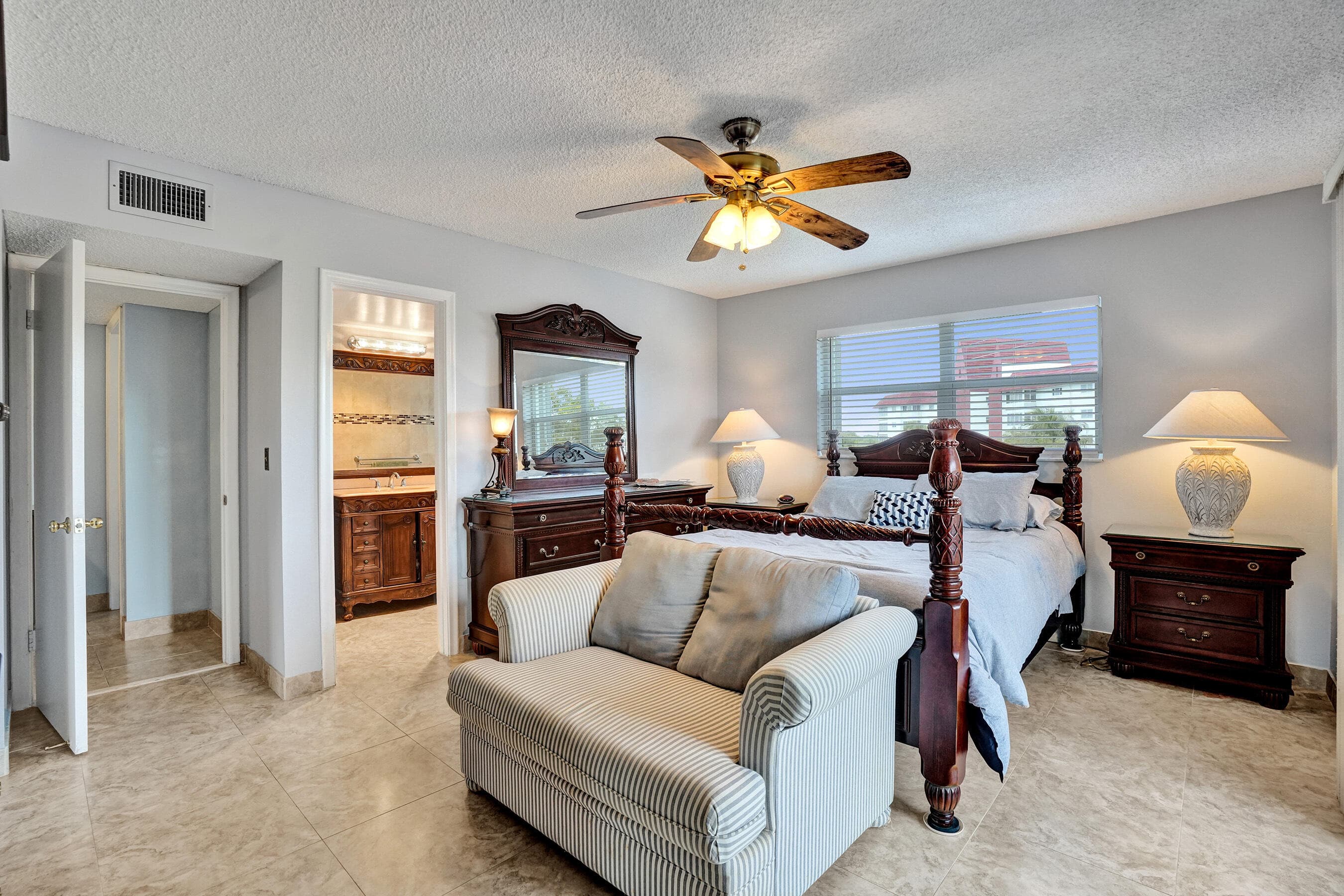 4770 NW 21st Street 306, Lauderhill, FL 33313 — photo 18 of 37