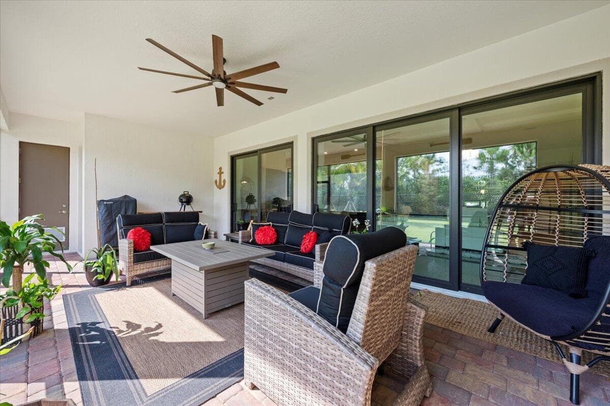9132 Balsamo Drive, Palm Beach Gardens, FL 33412 — photo 28 of 35