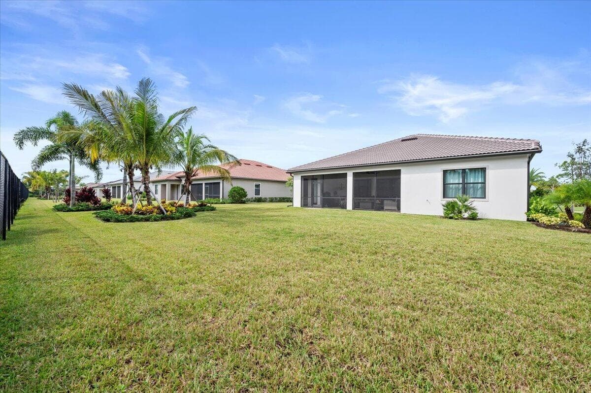 9132 Balsamo Drive, Palm Beach Gardens, FL 33412 — photo 30 of 35