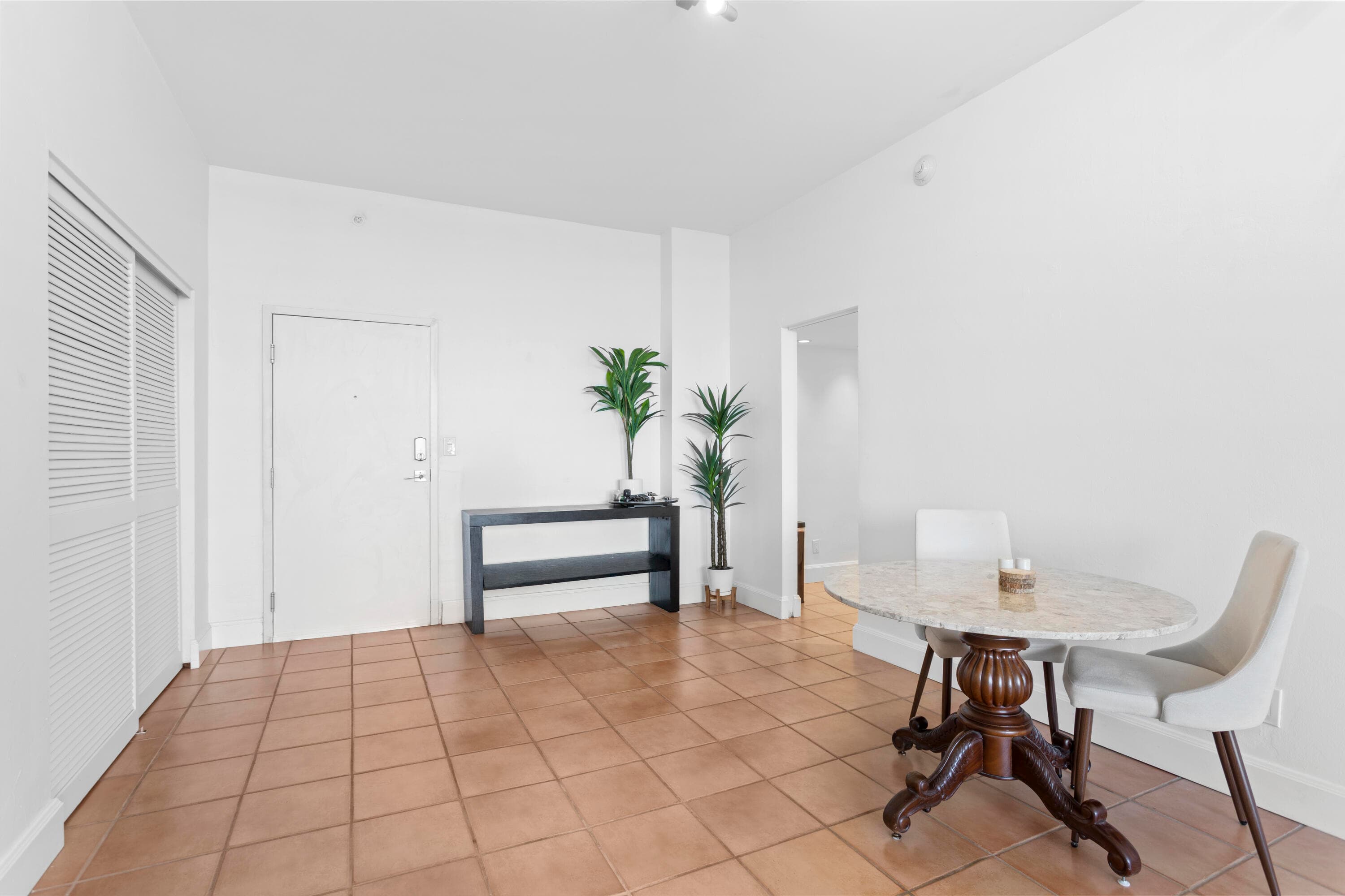 90 Edgewater Drive Ph23, Coral Gables, FL 33133 — photo 2 of 25