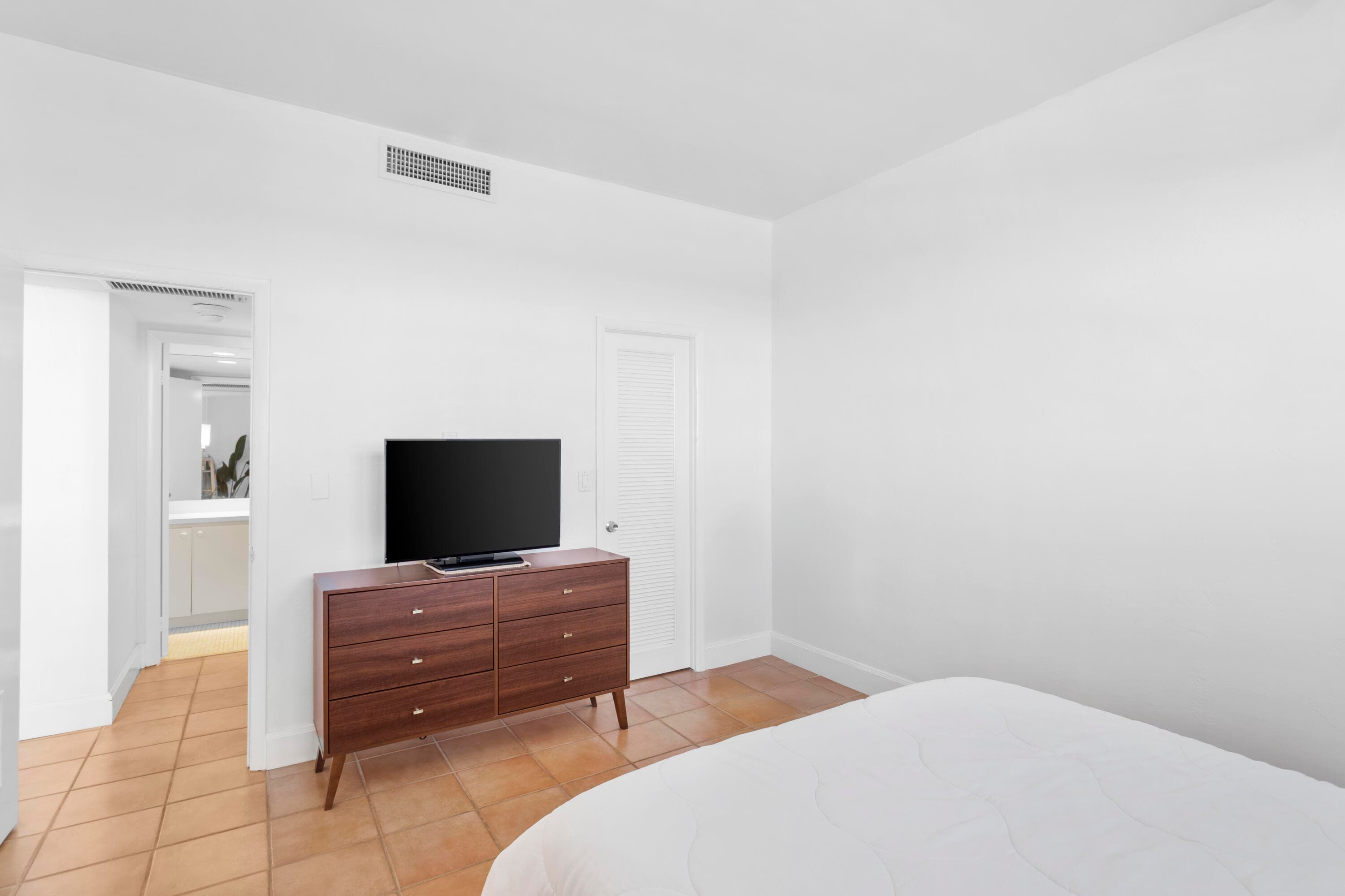 90 Edgewater Drive Ph23, Coral Gables, FL 33133 — photo 13 of 25
