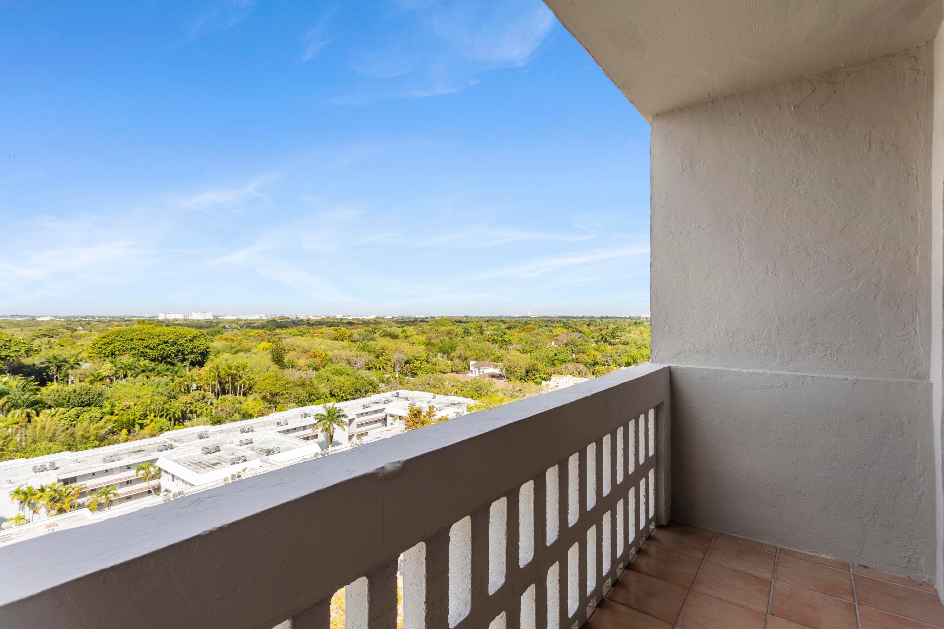 90 Edgewater Drive Ph23, Coral Gables, FL 33133 — photo 17 of 25
