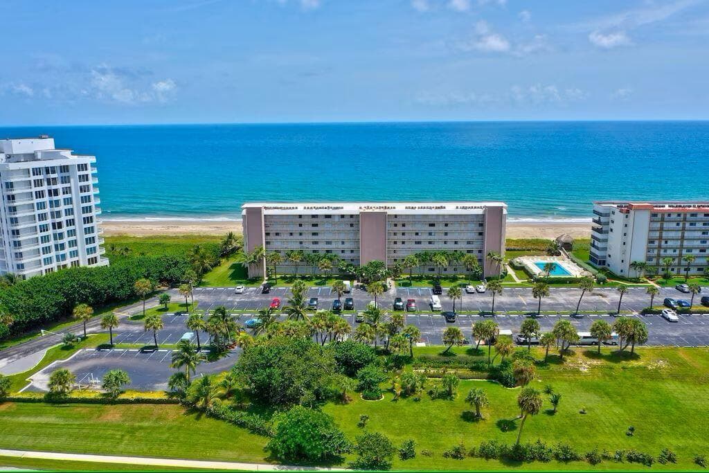 10102 S Ocean Drive 107, Jensen Beach, FL 34957 — photo 9 of 56