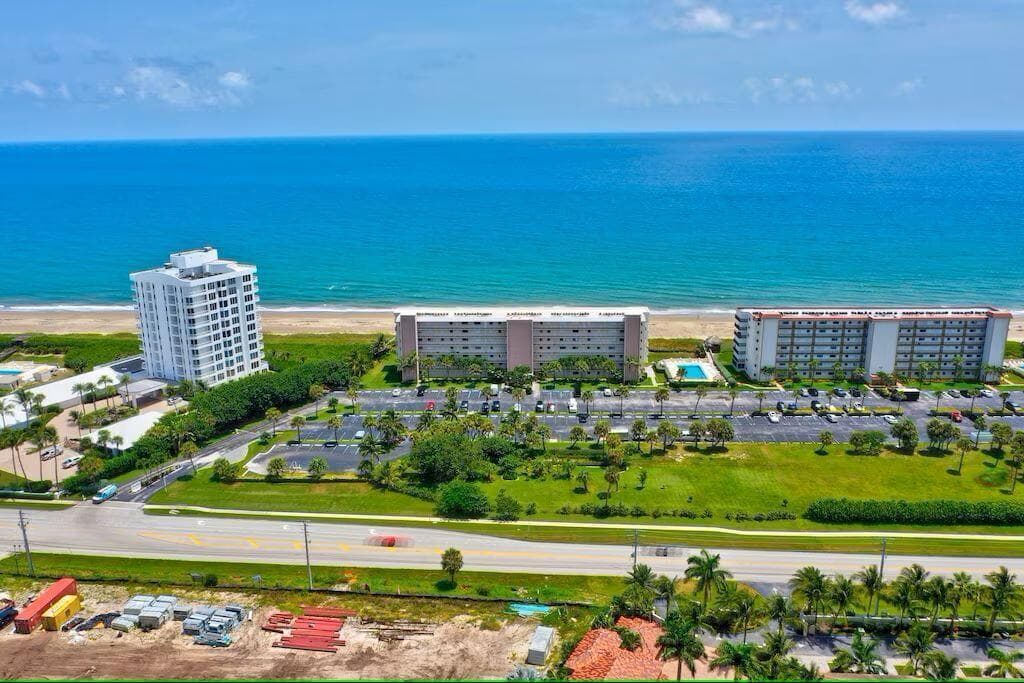 10102 S Ocean Drive 107, Jensen Beach, FL 34957 — photo 10 of 56