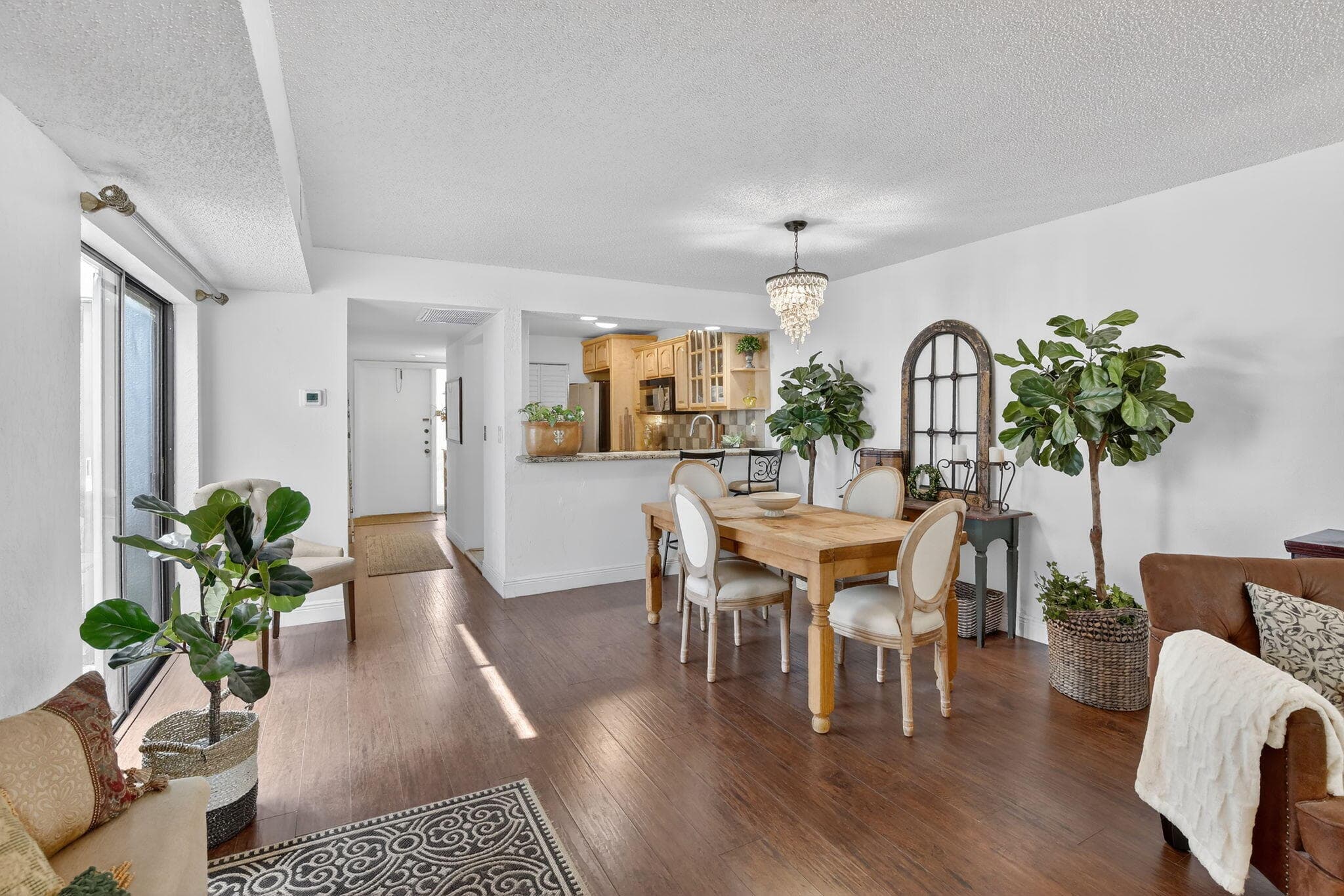 1533 Fairway Road, Pembroke Pines, FL 33026 — photo 17 of 38