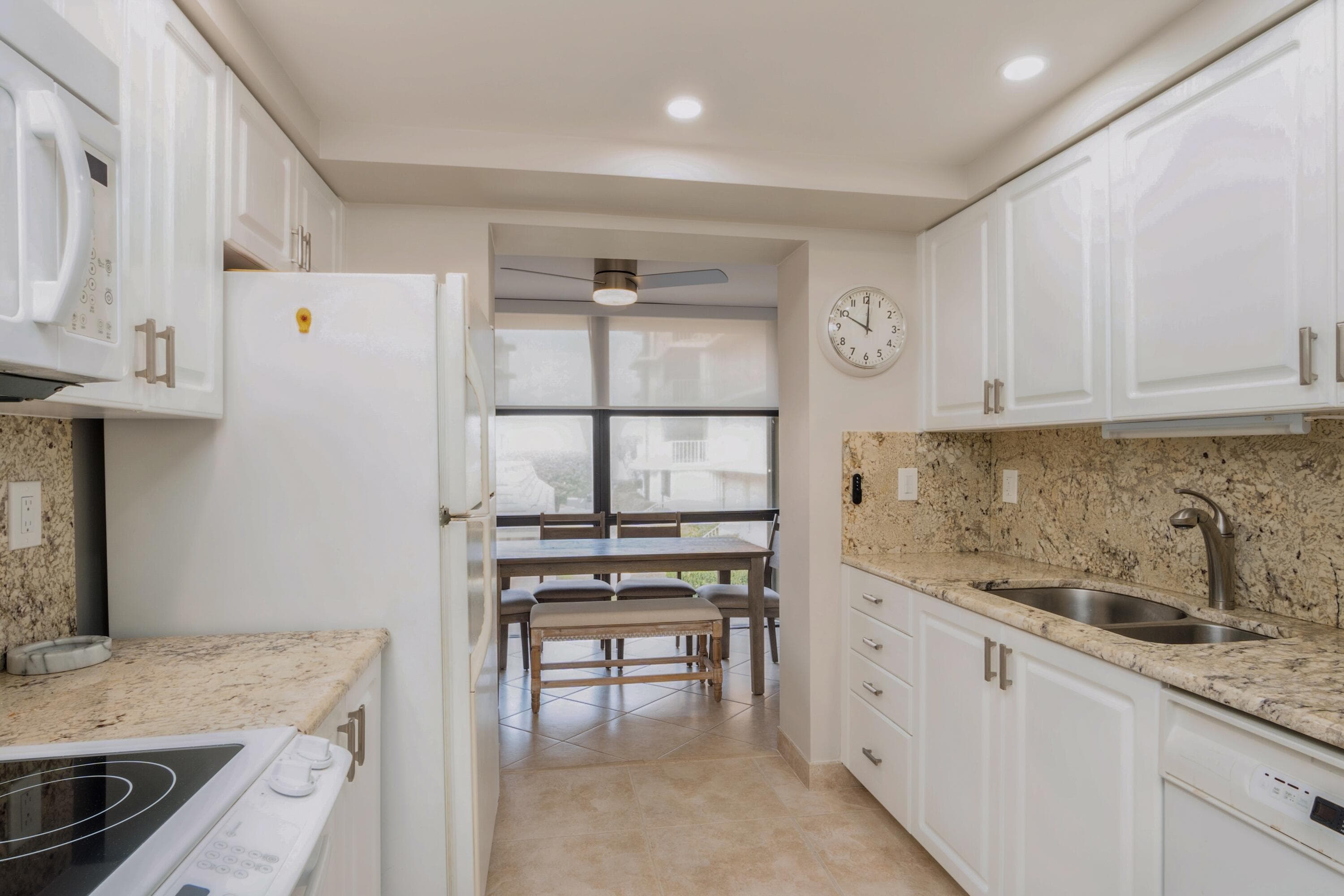 3200 S Ocean Boulevard B104, Palm Beach, FL 33480 — photo 12 of 22