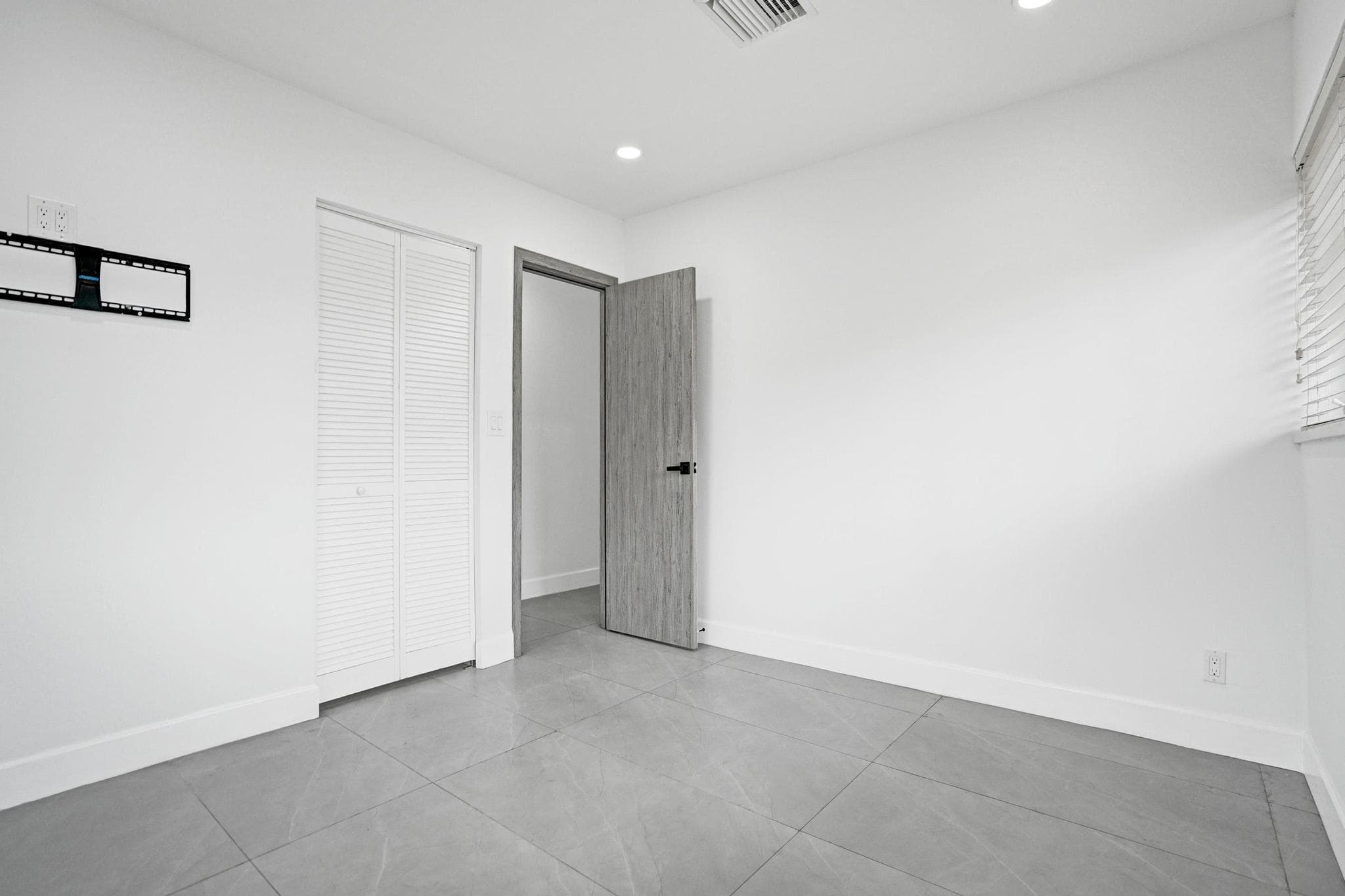 6700 E Tropical Way, Plantation, FL 33317 — photo 40 of 84