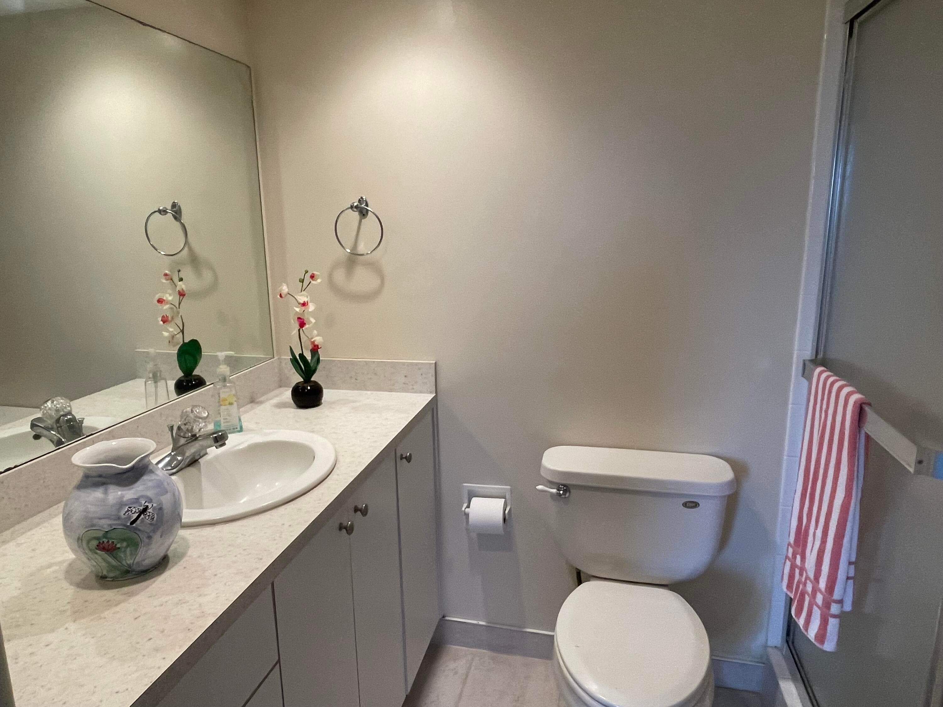4629 Poinciana Street Apt 409, Lauderdale-By-The-Sea, FL 33308 — photo 29 of 35