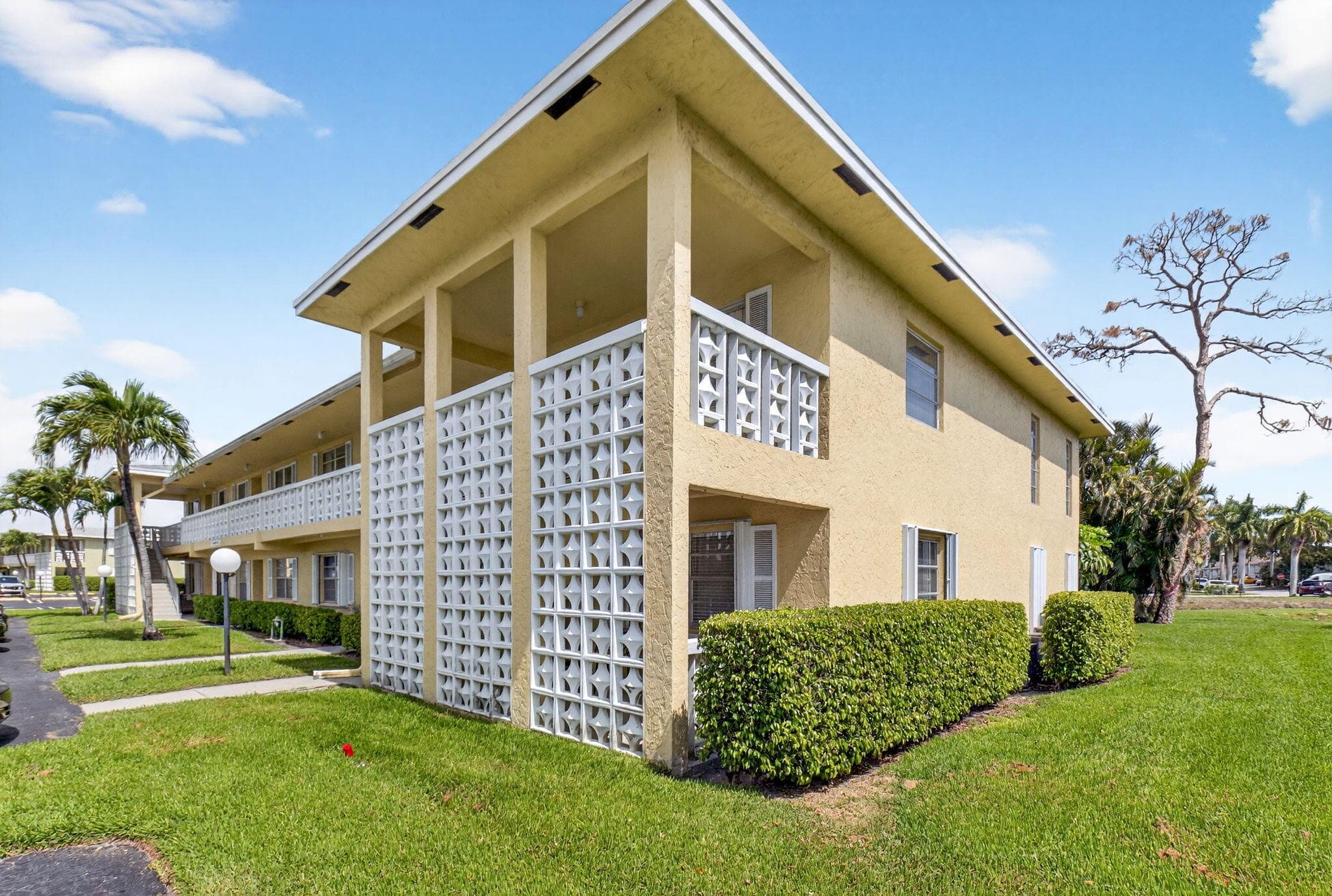 1150 Mahogany Way 203, Delray Beach, FL 33445 — photo 3 of 66