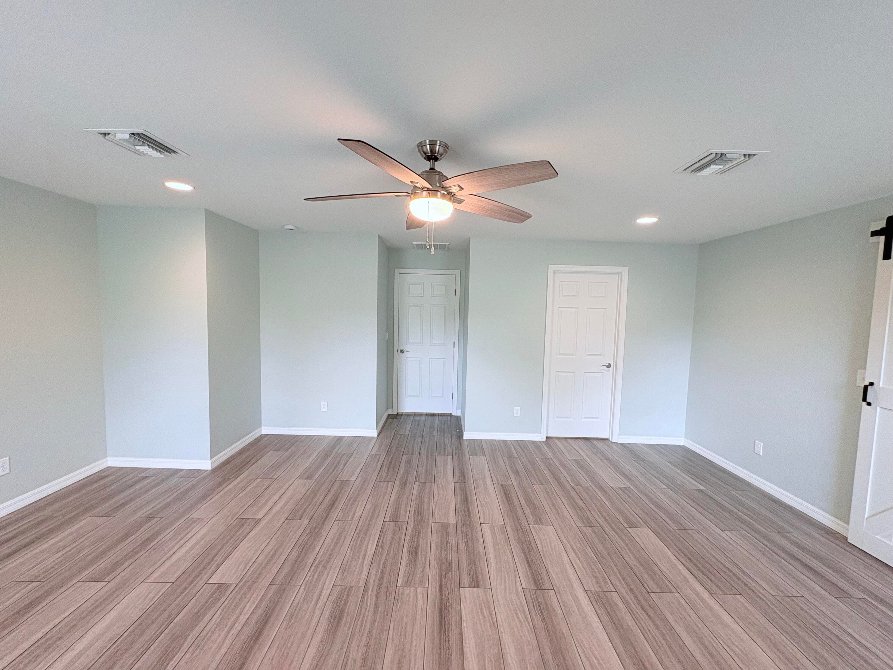32801 Us-441 Lot 237, Okeechobee, FL 34972 — photo 17 of 49