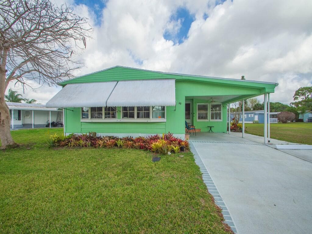 68 W Caribbean, Port St. Lucie, FL 34952 — photo 5 of 46