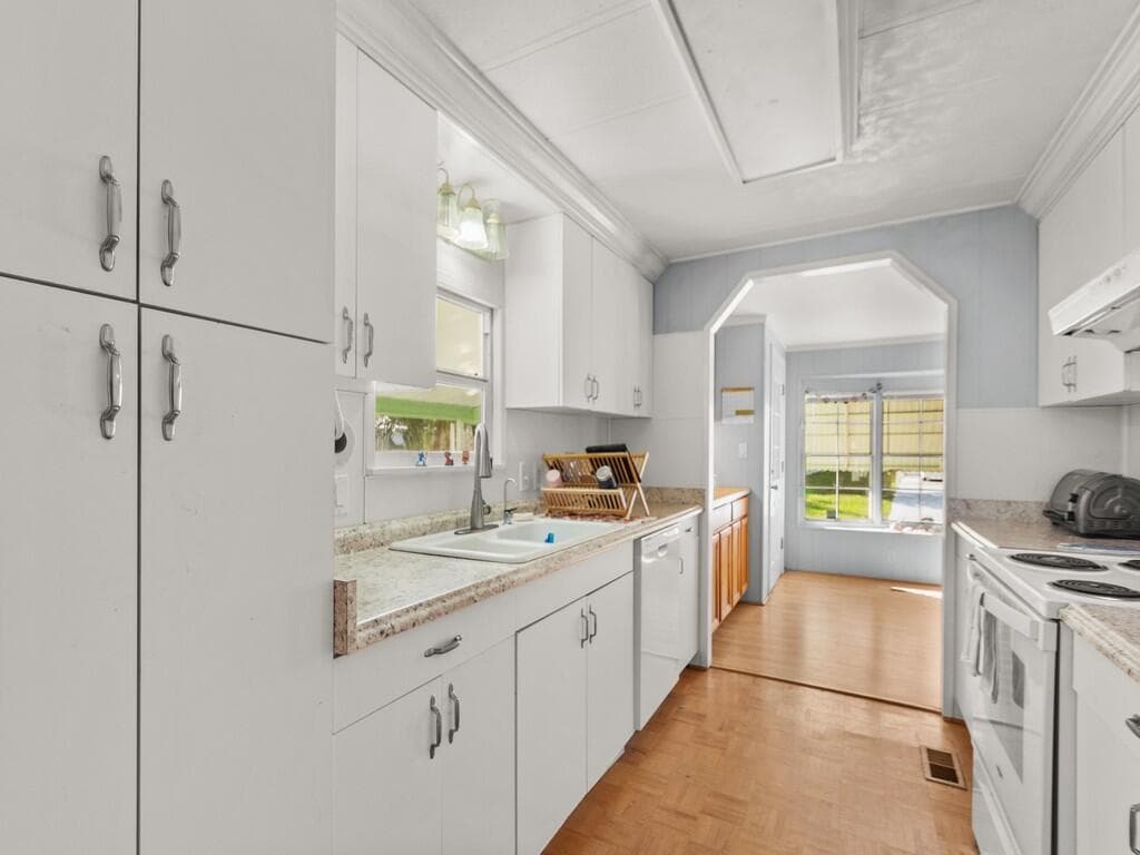 68 W Caribbean, Port St. Lucie, FL 34952 — photo 15 of 46