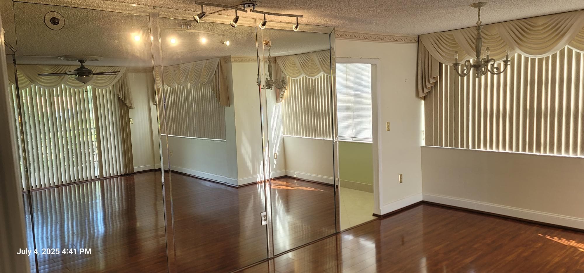 1300 Saint Charles Place L19, Pembroke Pines, FL 33026 — photo 4 of 24