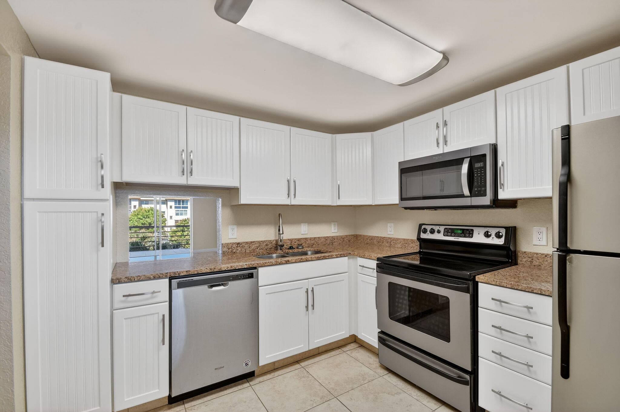 2615 NE 1st Court 312, Boynton Beach, FL 33435 — photo 7 of 56