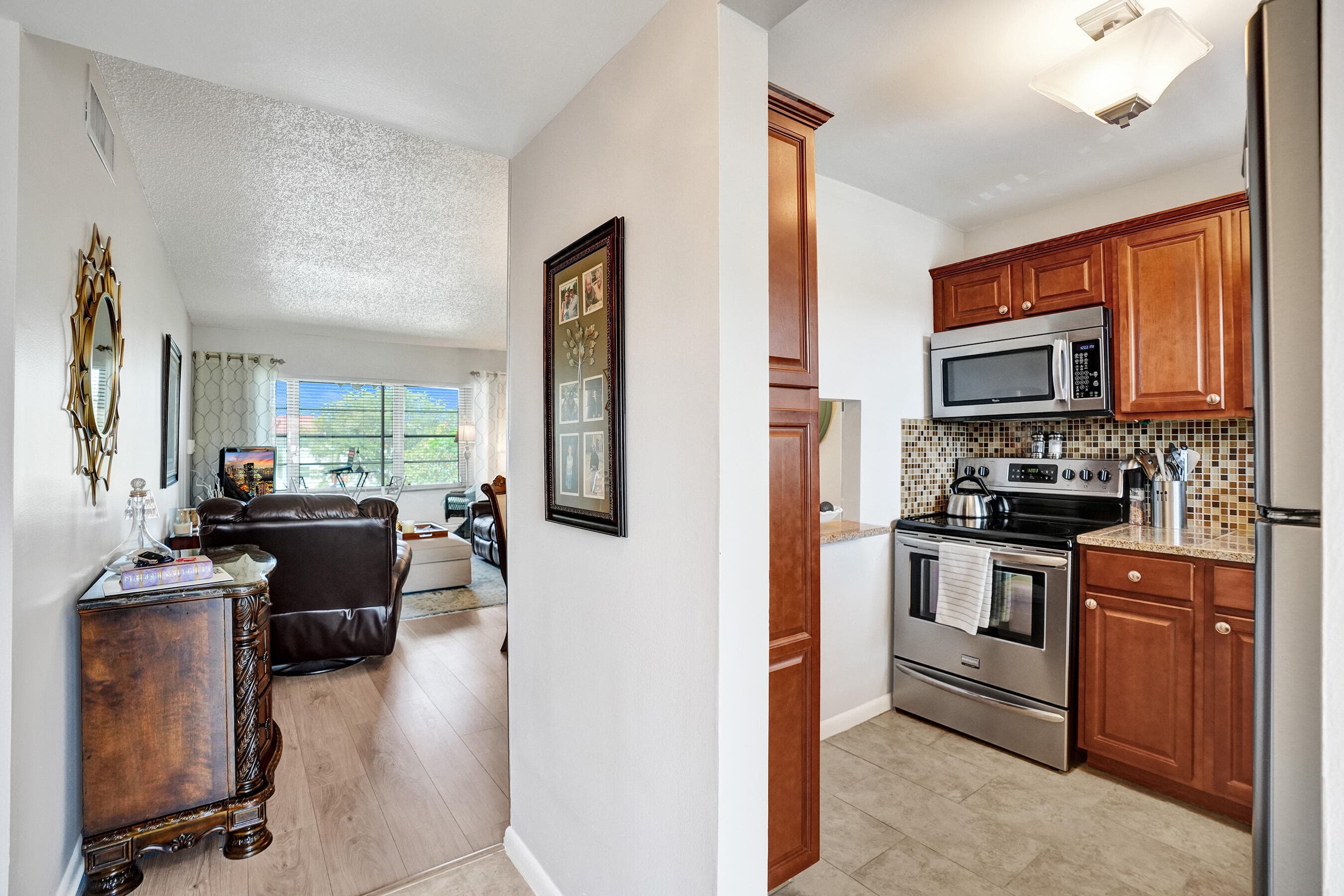 2901 E Sunrise Lakes Drive E 305, Sunrise, FL 33322 — photo 8 of 18