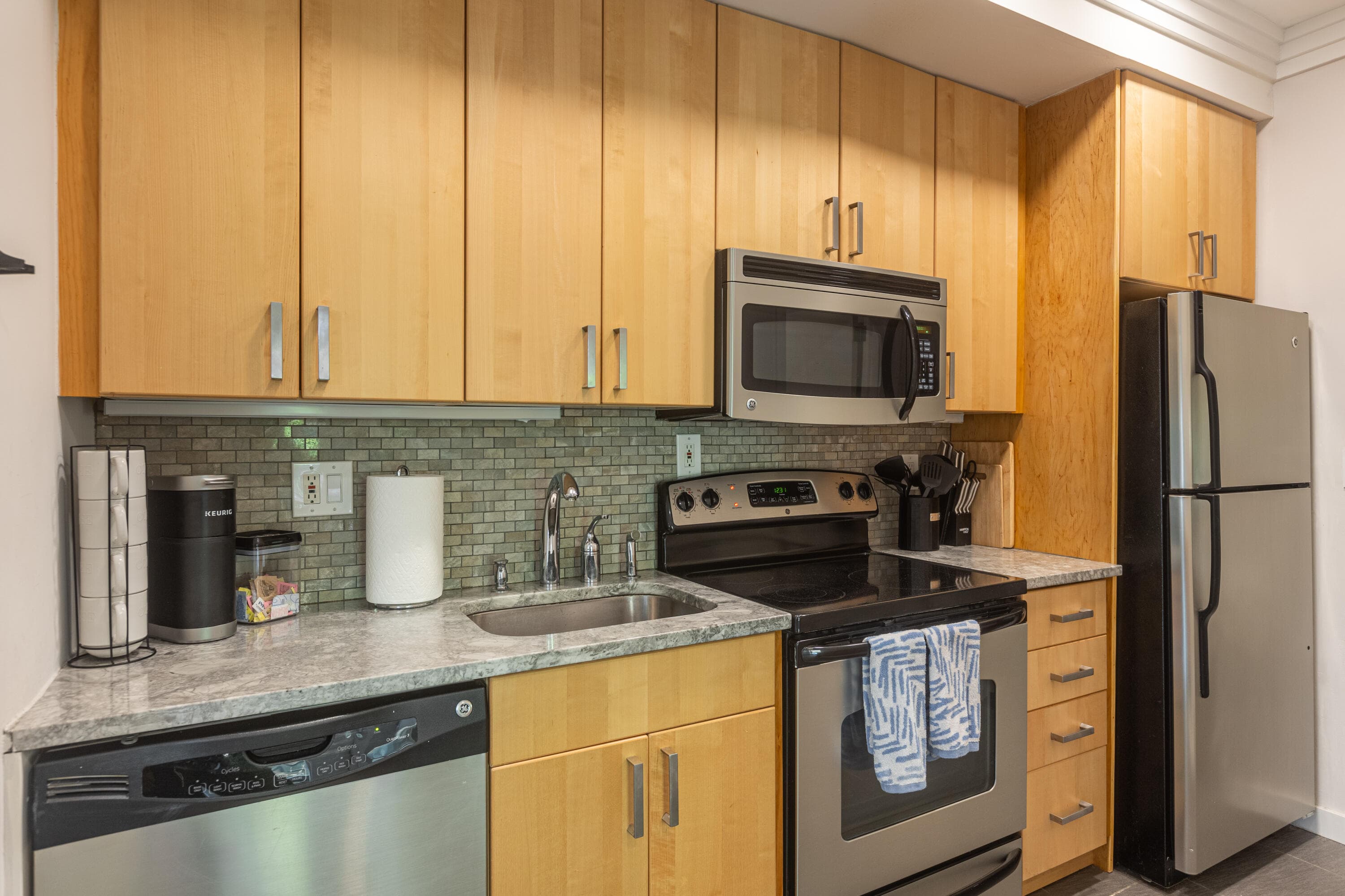 1620 NE 8th Street, Fort Lauderdale, FL 33304 — photo 8 of 20
