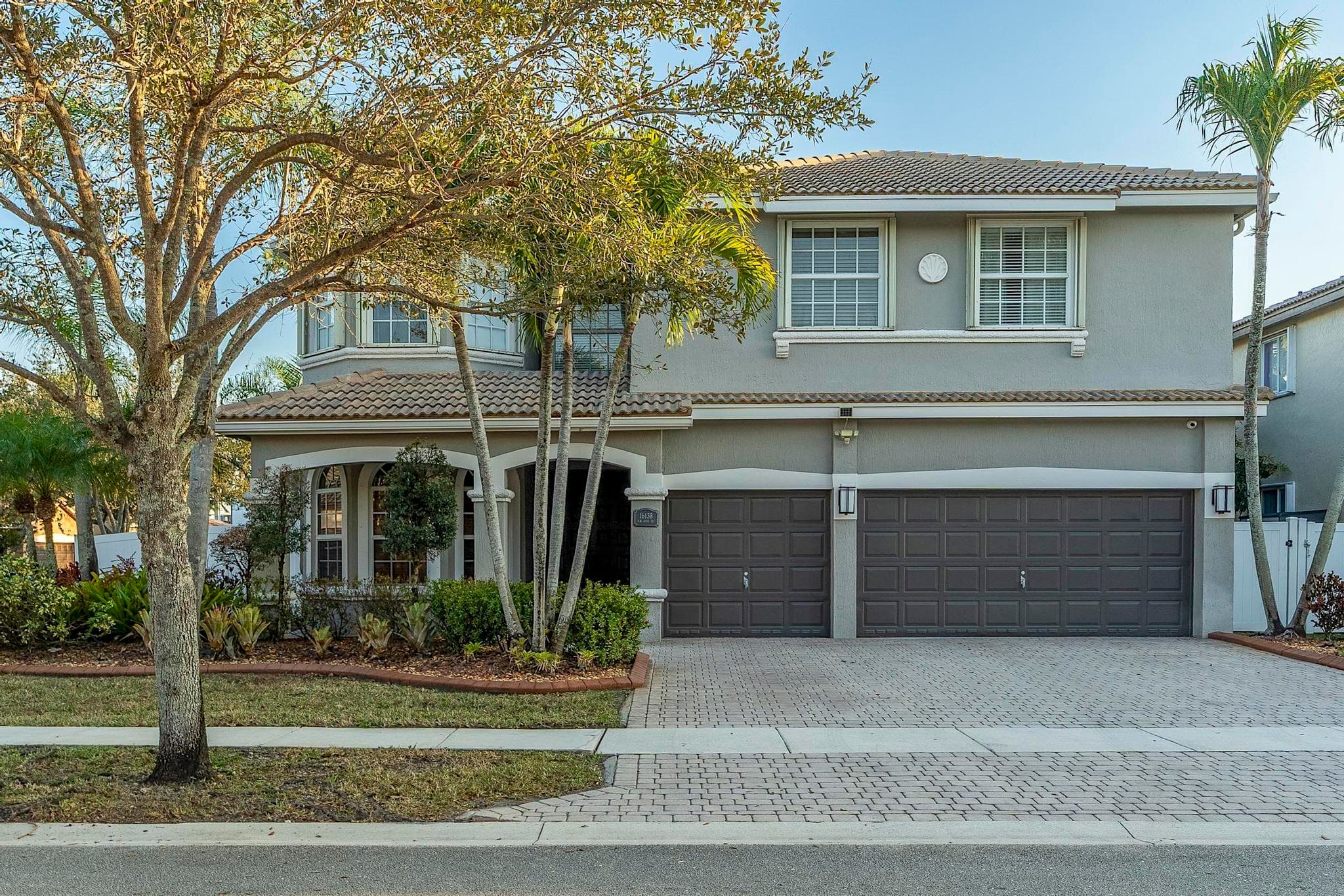 16138 SW 15th Street, Pembroke Pines, FL 33027 — photo 4 of 51