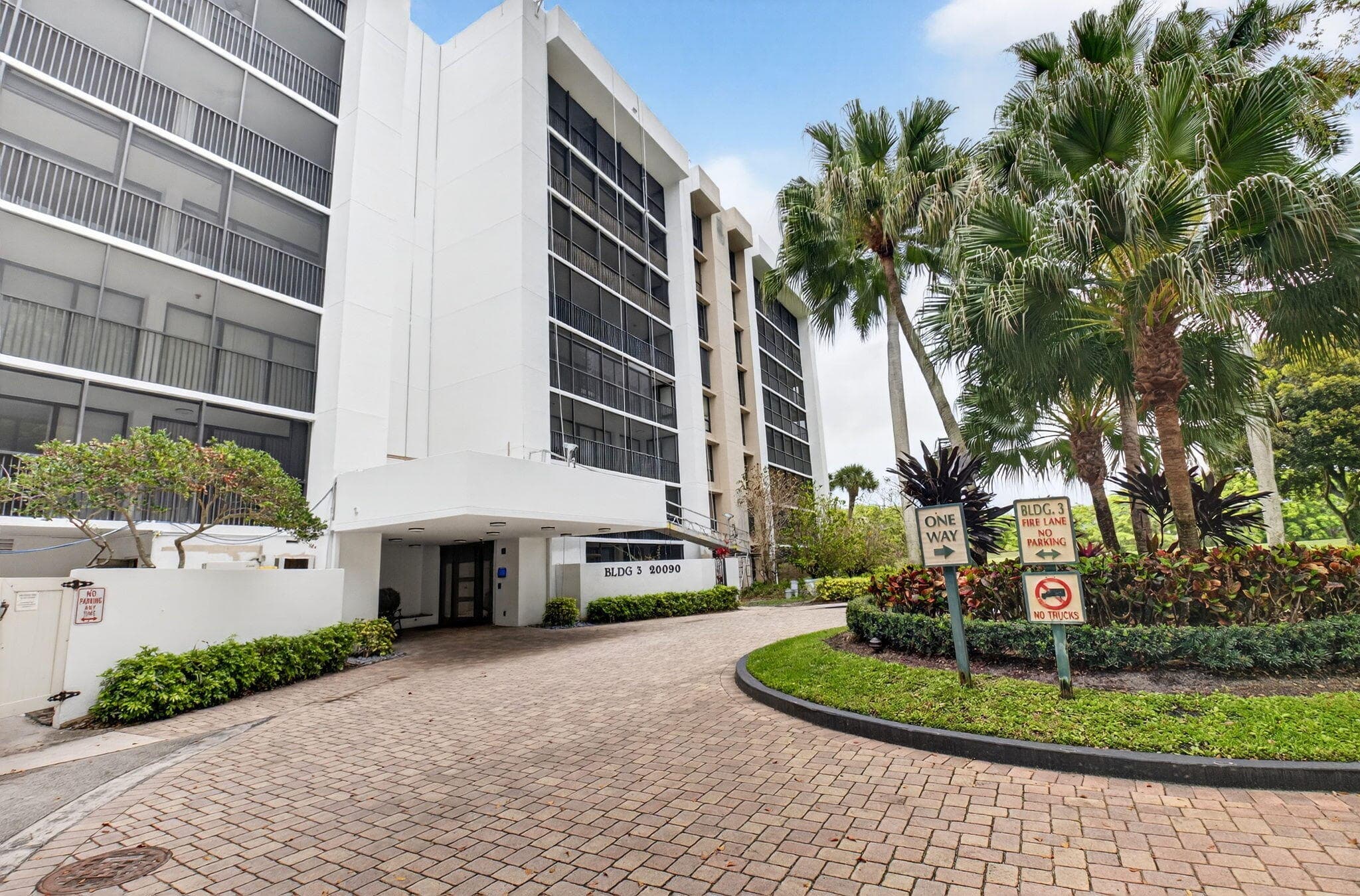 20090 Boca West Drive 318, Boca Raton, FL 33434 — photo 2 of 85