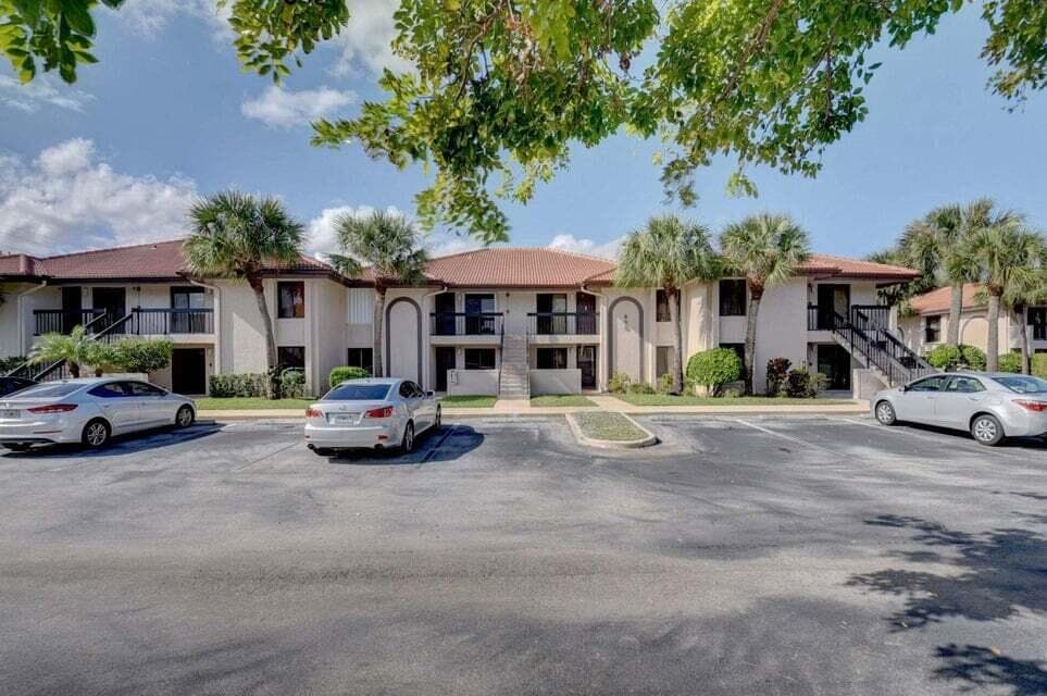 400 Club Circle 101, Boca Raton, FL 33487 — photo 1 of 47