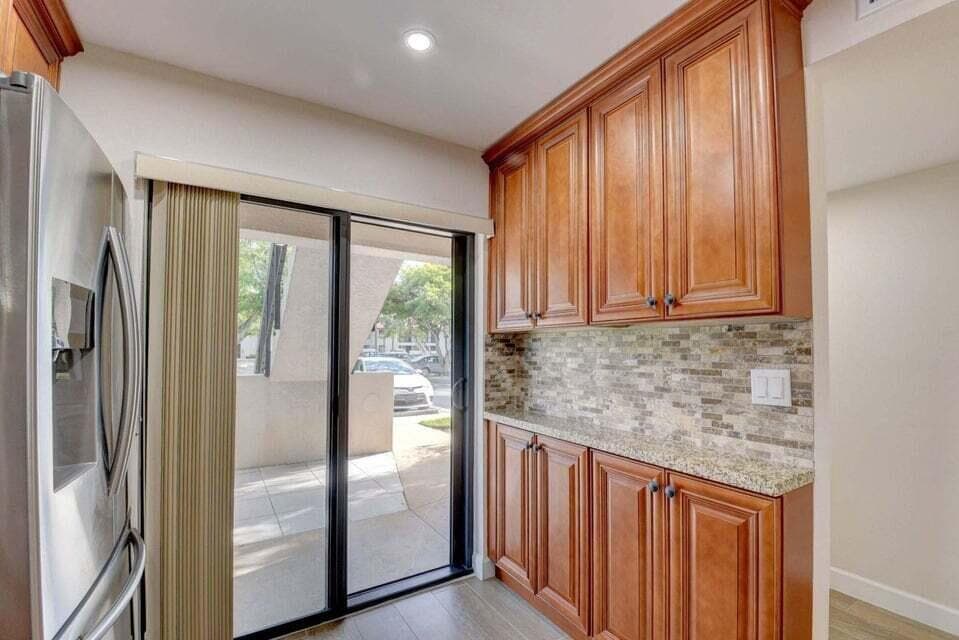400 Club Circle 101, Boca Raton, FL 33487 — photo 8 of 47