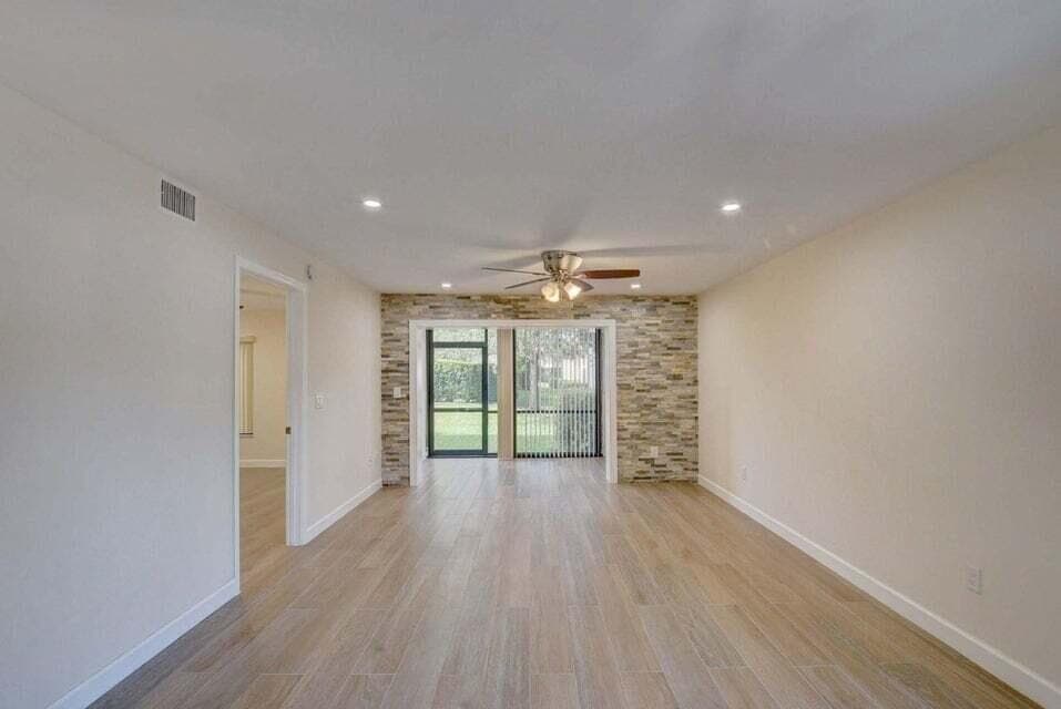 400 Club Circle 101, Boca Raton, FL 33487 — photo 11 of 47