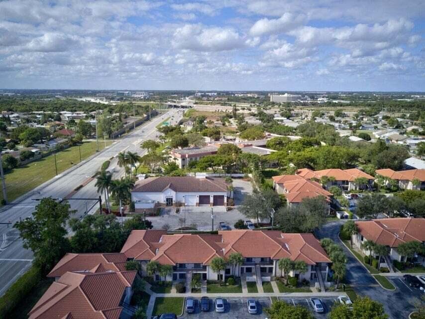 400 Club Circle 101, Boca Raton, FL 33487 — photo 37 of 47