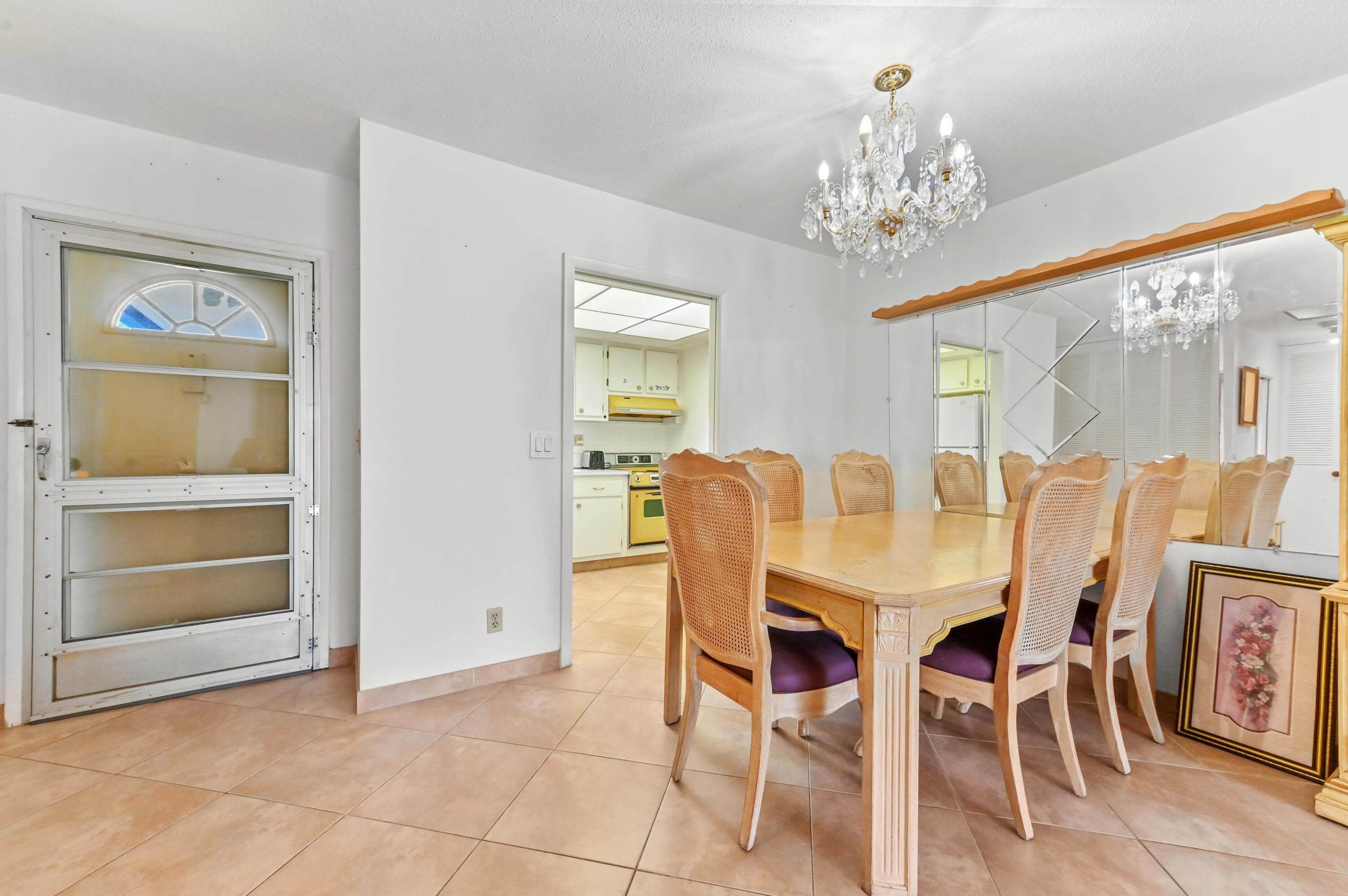 2915 Crosley Drive W Unit B, West Palm Beach, FL 33415 — photo 3 of 22