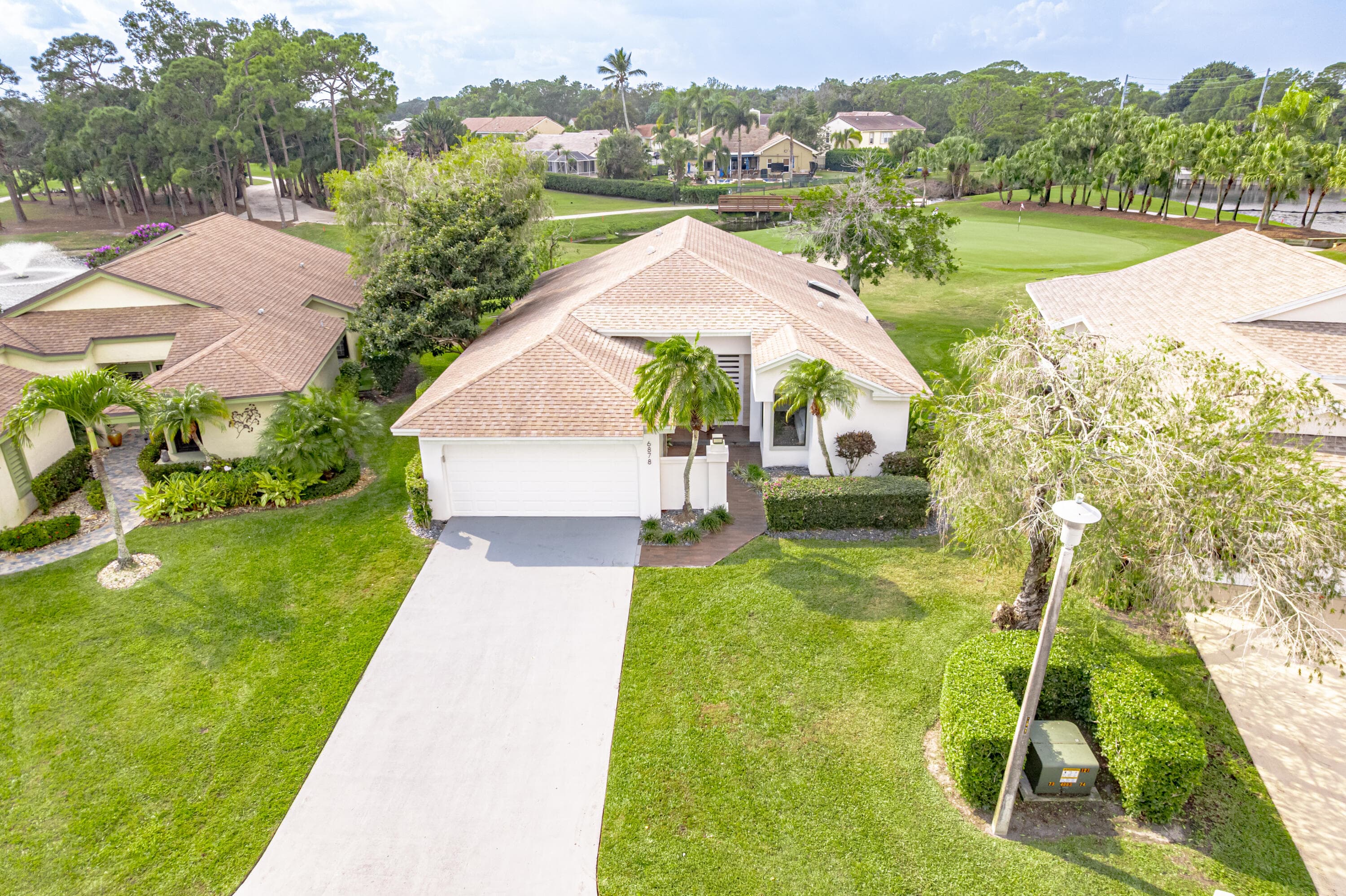 6878 Touchstone Circle, Palm Beach Gardens, FL 33418 — photo 1 of 52