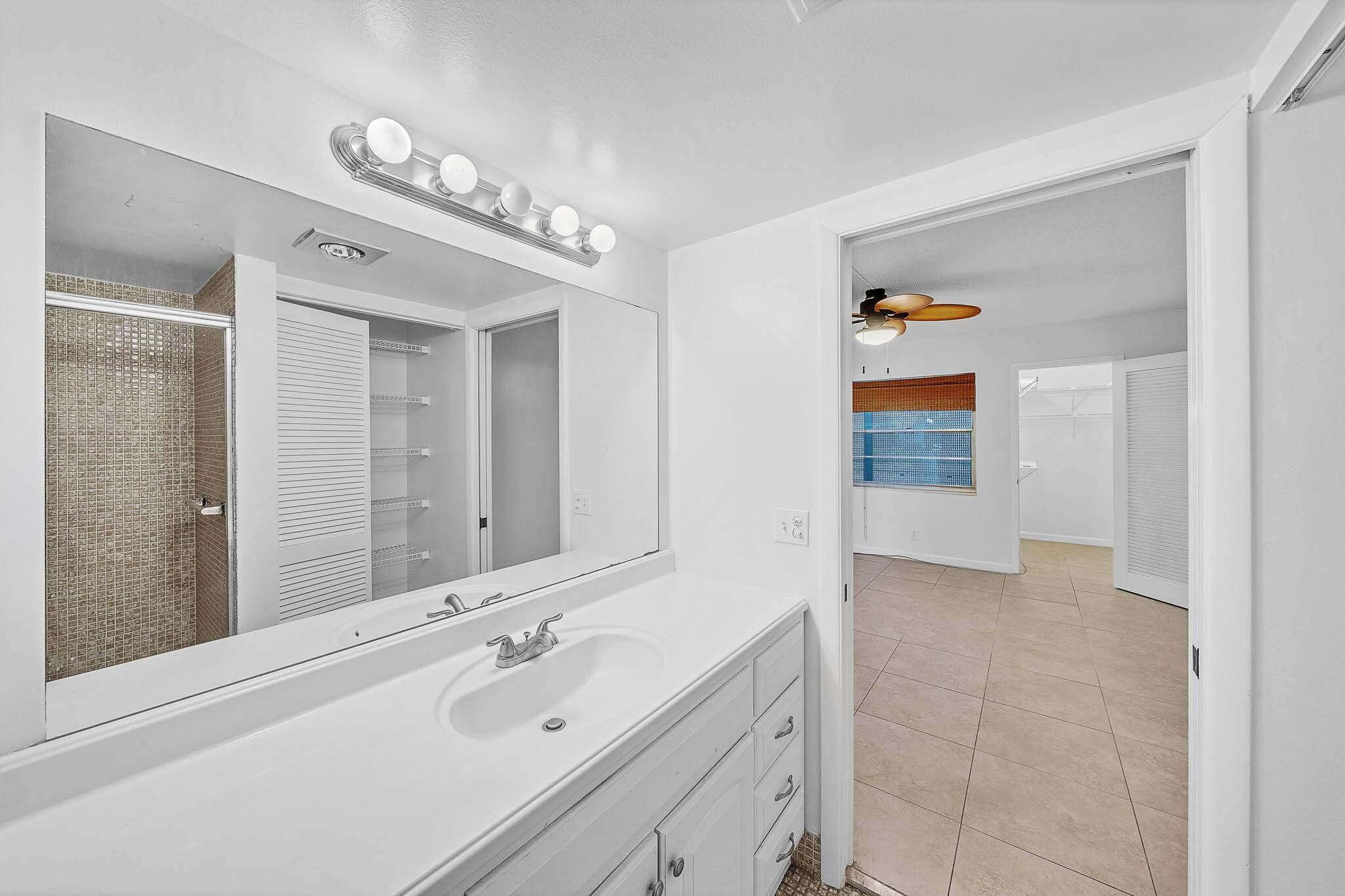 2049 Hythe C, Boca Raton, FL 33434 — photo 23 of 38