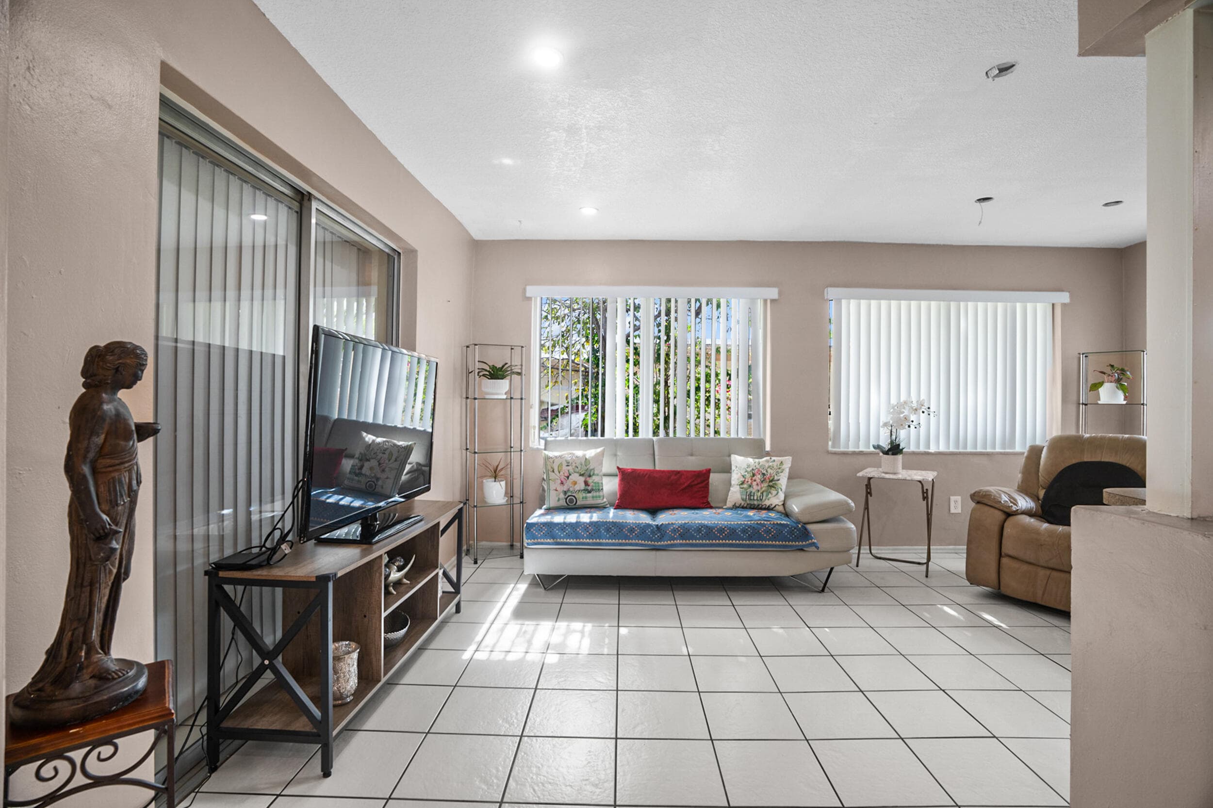 4708 NW 49th Drive, Tamarac, FL 33319 — photo 15 of 35