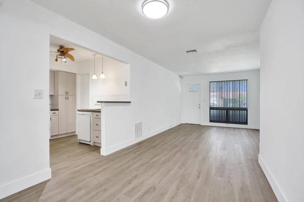1506 Cleveland Street, Hollywood, FL 33020 — photo 7 of 30
