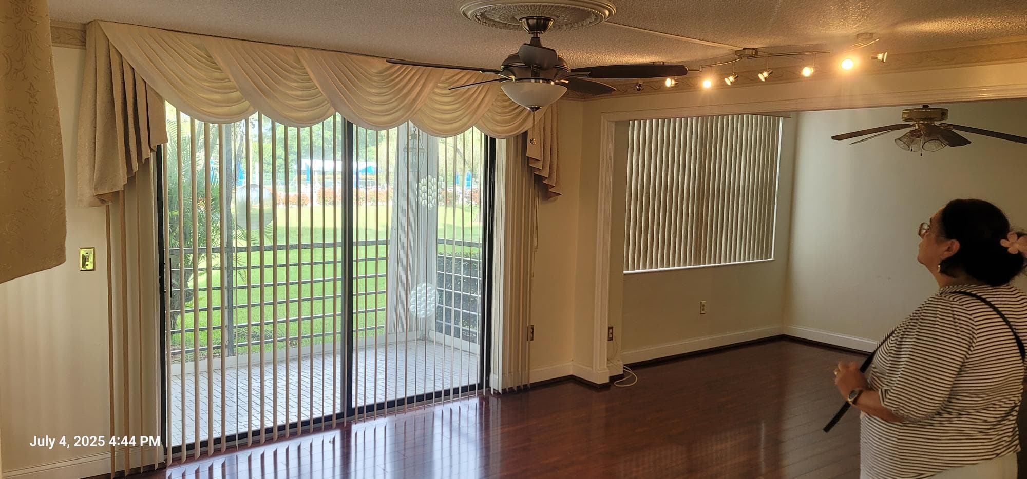1300 Saint Charles Place L19, Pembroke Pines, FL 33026 — photo 11 of 24