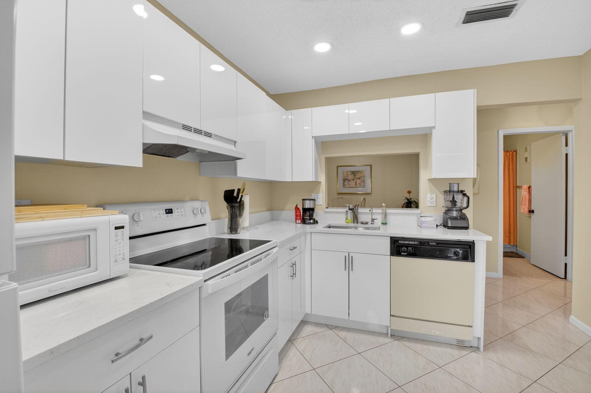 15235 Lakes Of Delray Boulevard 303, Delray Beach, FL 33484 — photo 9 of 59