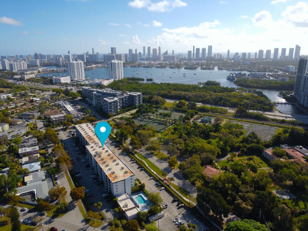 16851 NE 23rd Avenue A408, North Miami Beach, FL 33160 — photo