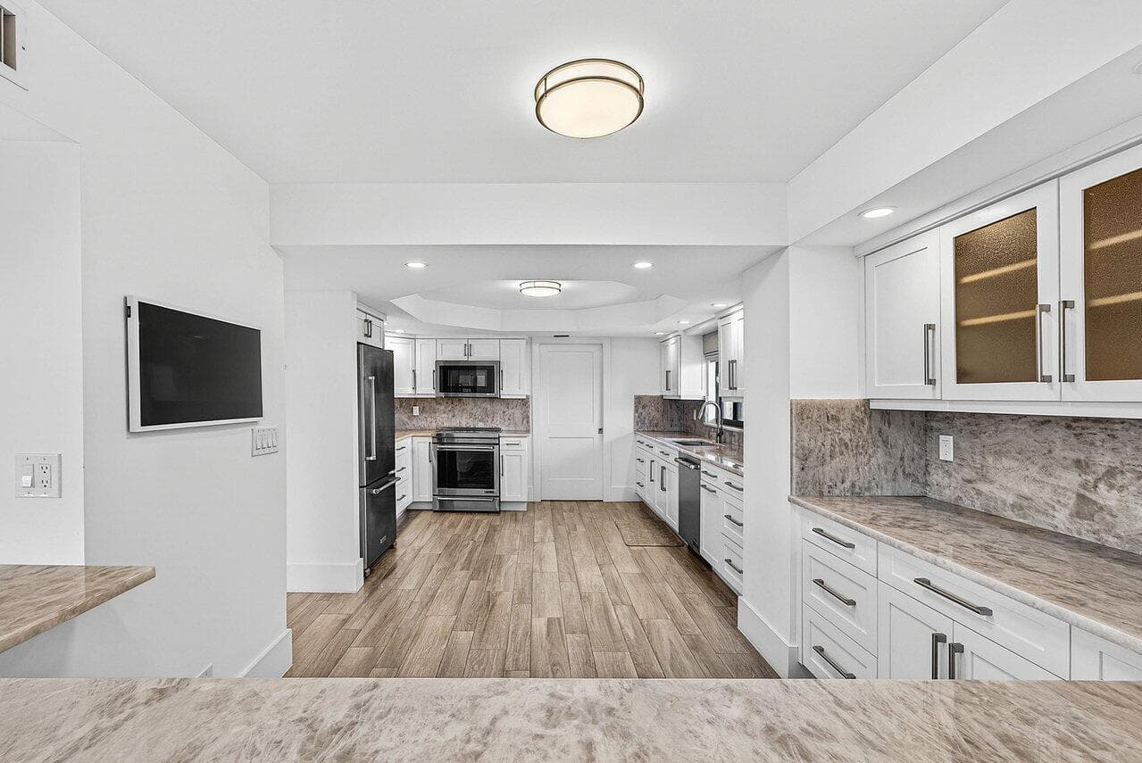 900 NE Spanish River Boulevard 7e, Boca Raton, FL 33431 — photo 17 of 71