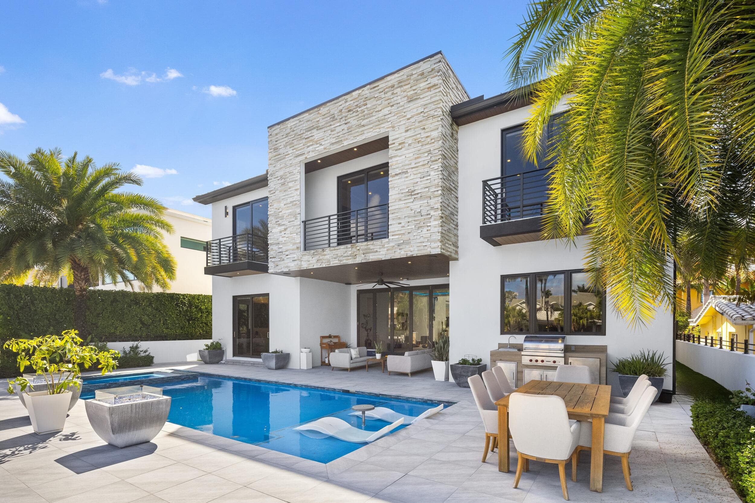 424 Coconut Isle Drive, Fort Lauderdale, FL 33301 — photo 3 of 71