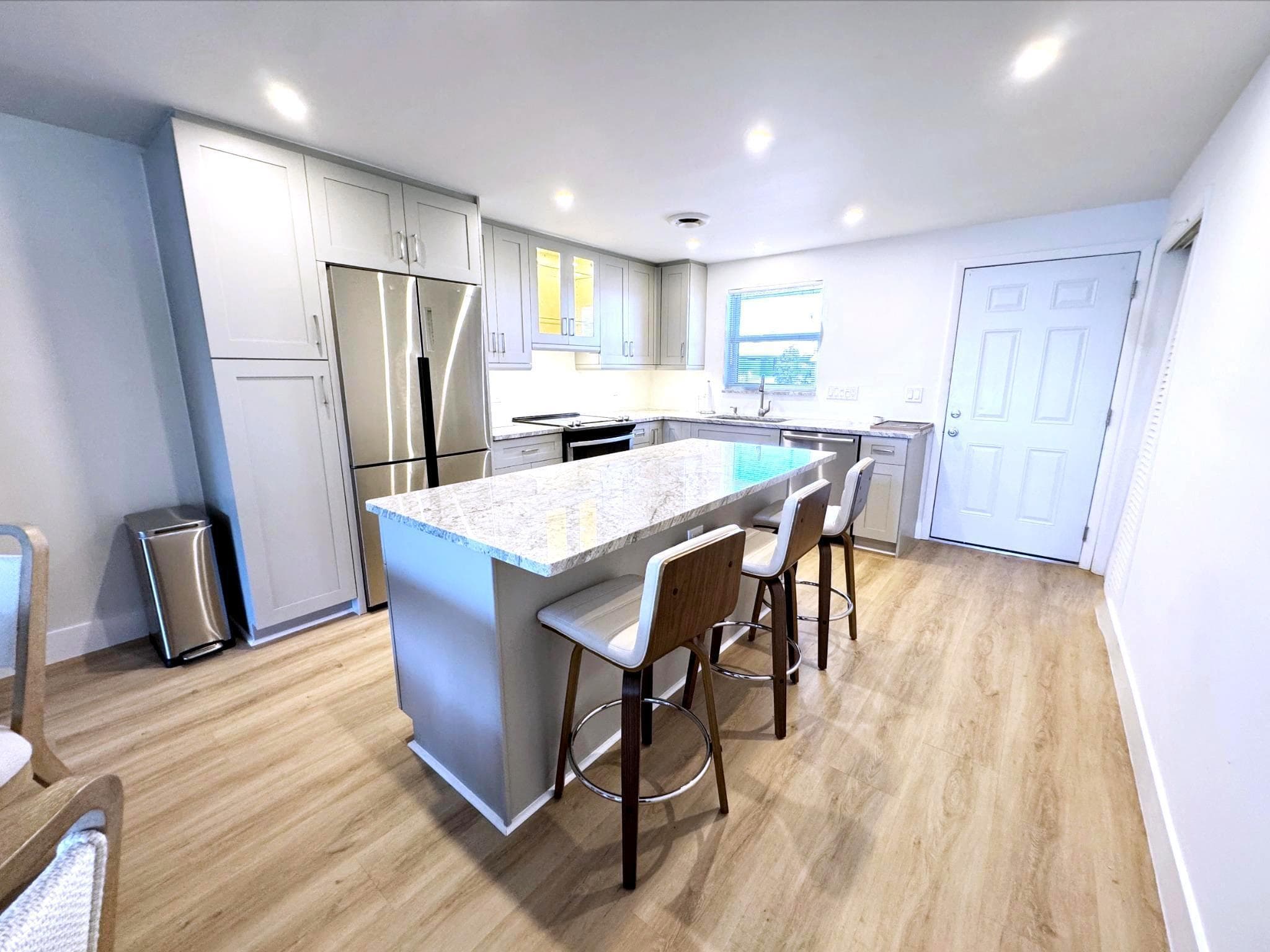 2330 NE 36th Street 11, Lighthouse Point, FL 33064 — photo 6 of 14
