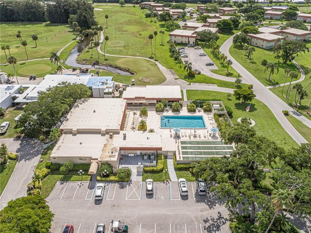 55 Woodland Drive 206, Vero Beach, FL 32962 — photo 24 of 36