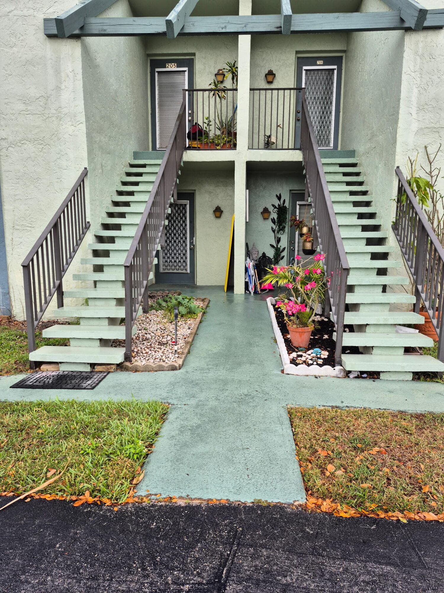 7321 NW 18th Street 105, Margate, FL 33063 — photo 1 of 17