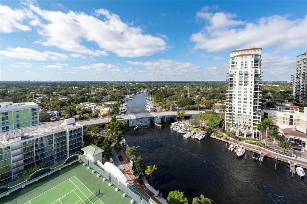 401 SW 4th Avenue 1702, Fort Lauderdale, FL 33315 — photo 2 of 24