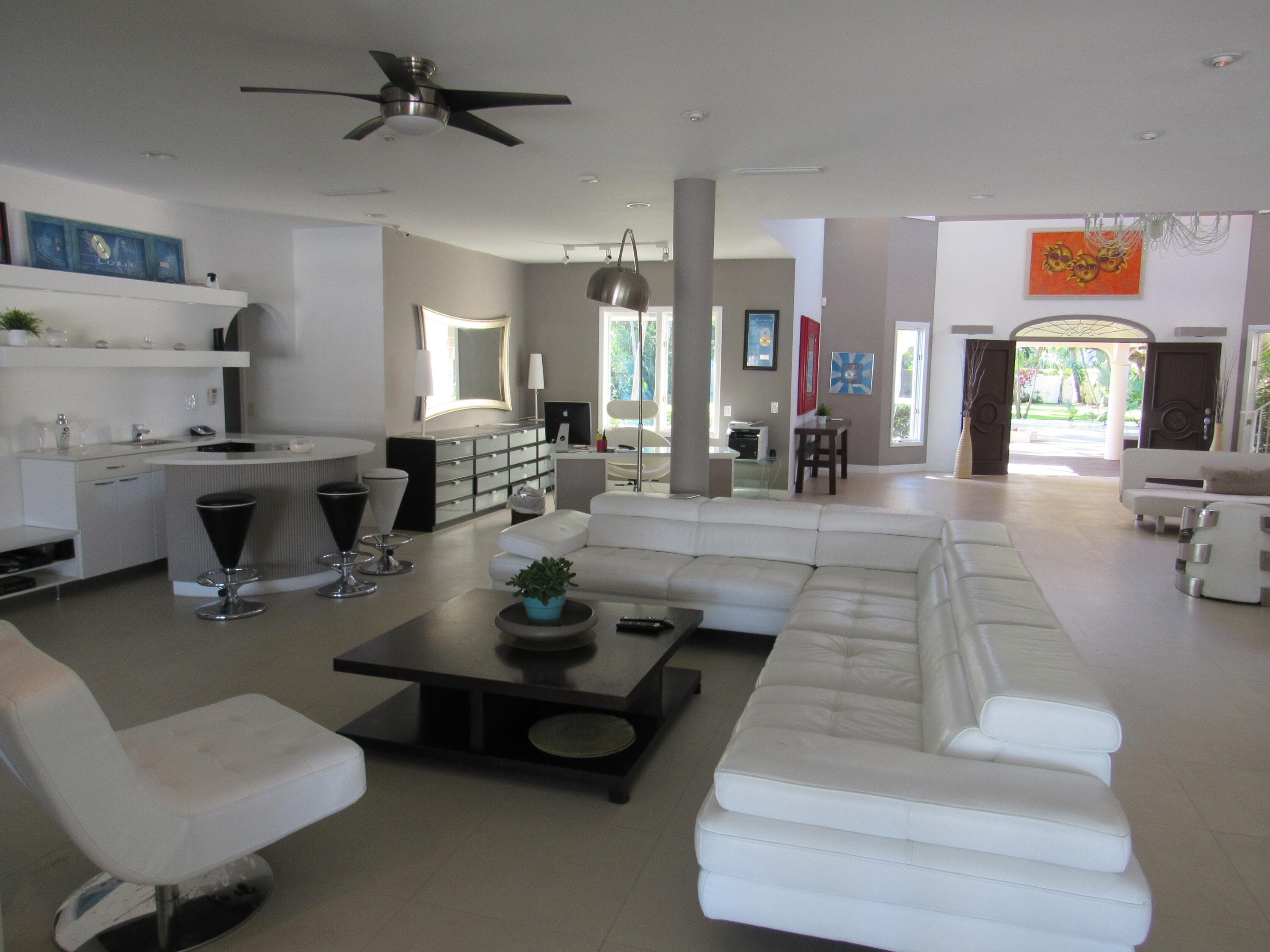 185 Palm Avenue, Miami Beach, FL 33139 — photo 12 of 38