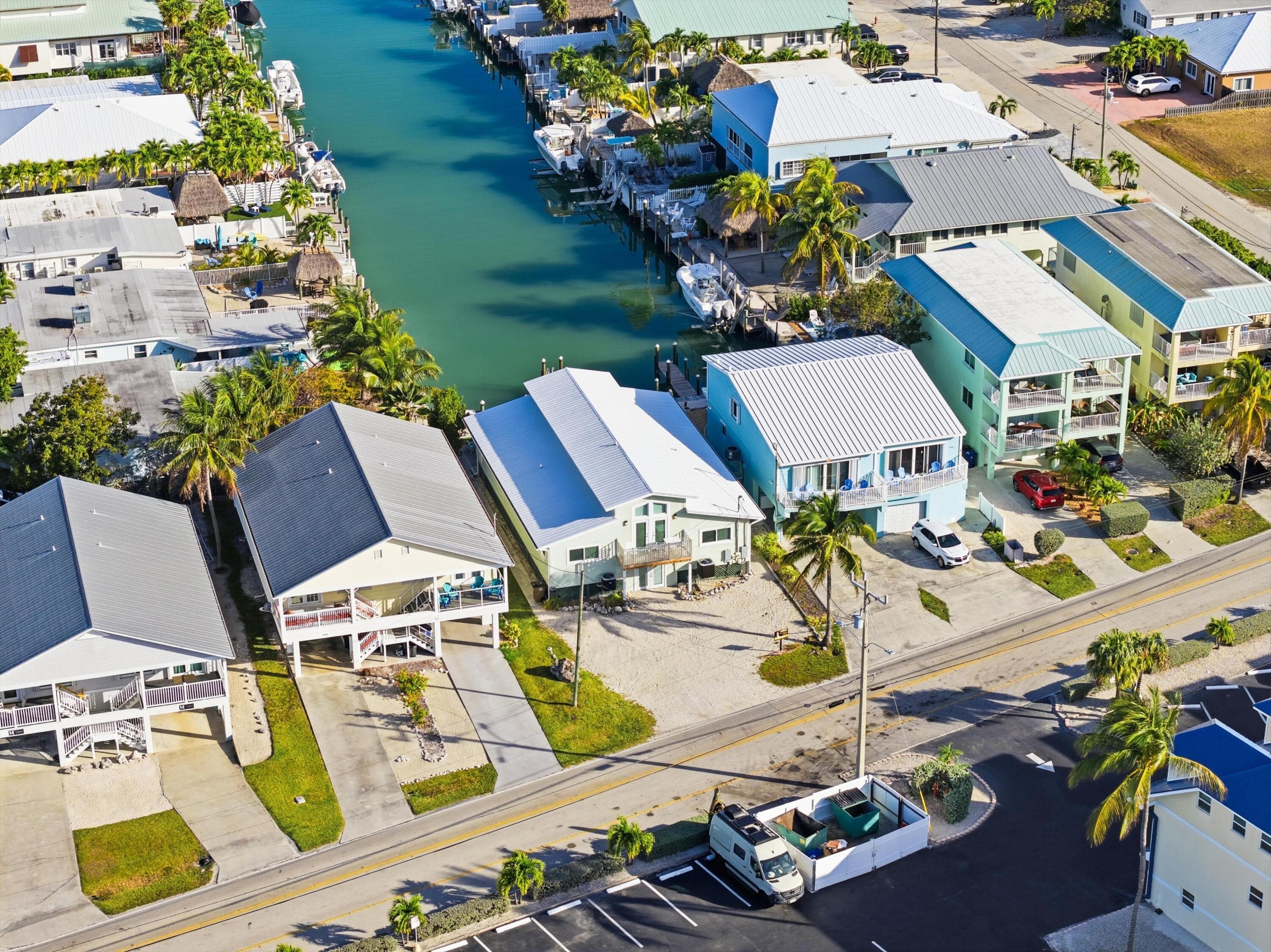 350 E Ocean Drive, Key Colony Beach, FL 33051 — photo 13 of 82