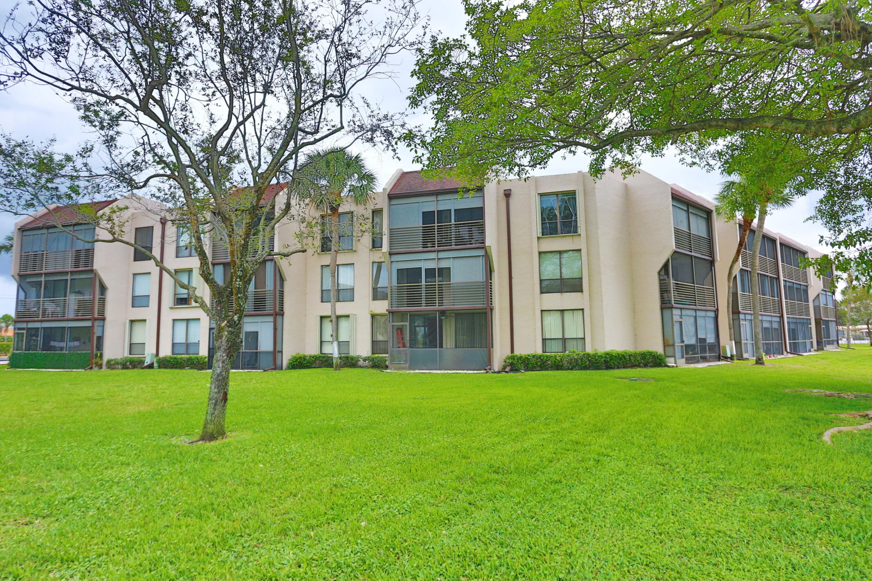 6401 N University Drive 210, Tamarac, FL 33321 — photo 30 of 39