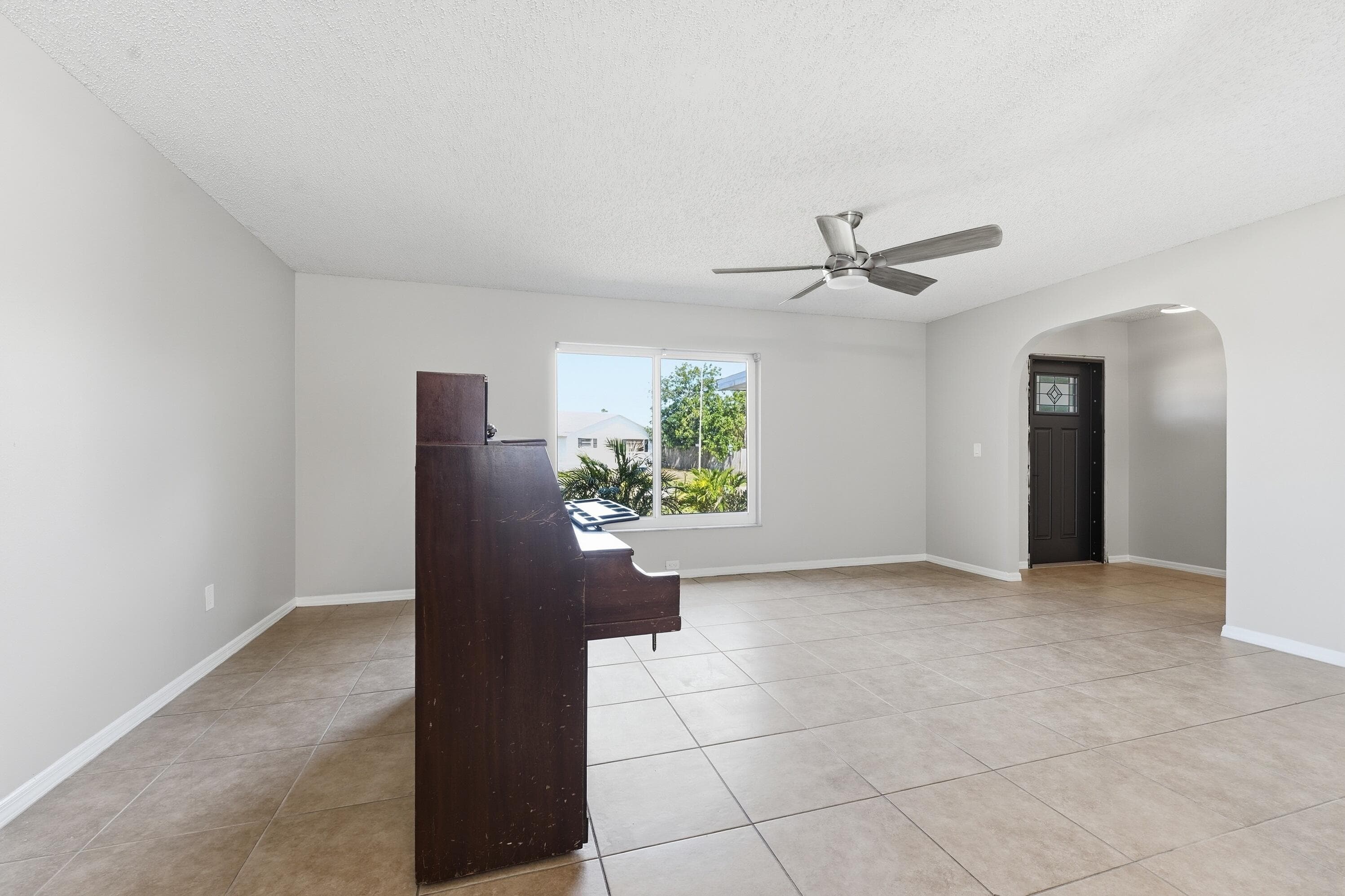 826 SE Quiescent Lane, Port St. Lucie, FL 34983 — photo 18 of 52