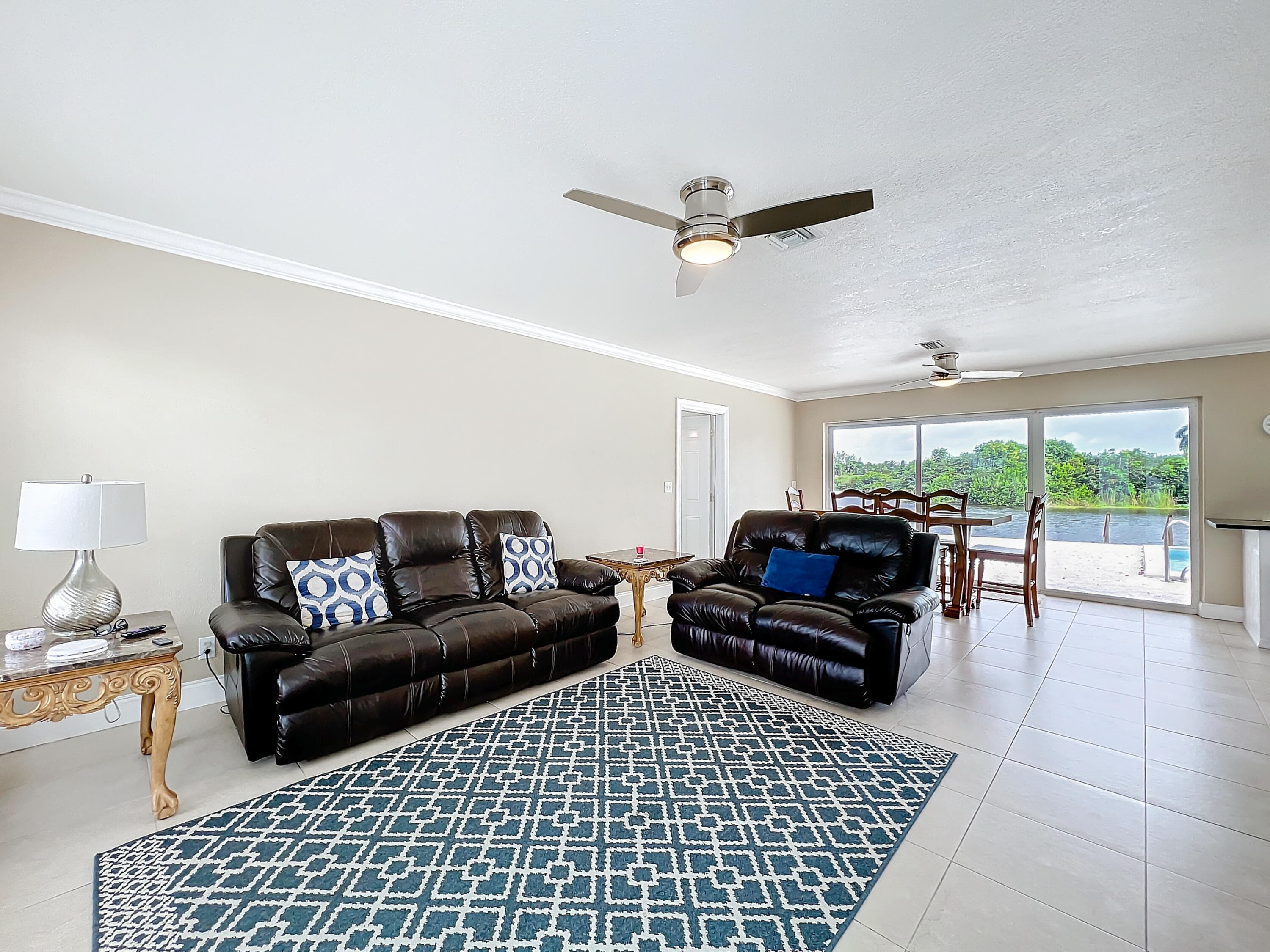 6803 Kingston Drive, Lake Worth, FL 33462 — photo 3 of 26