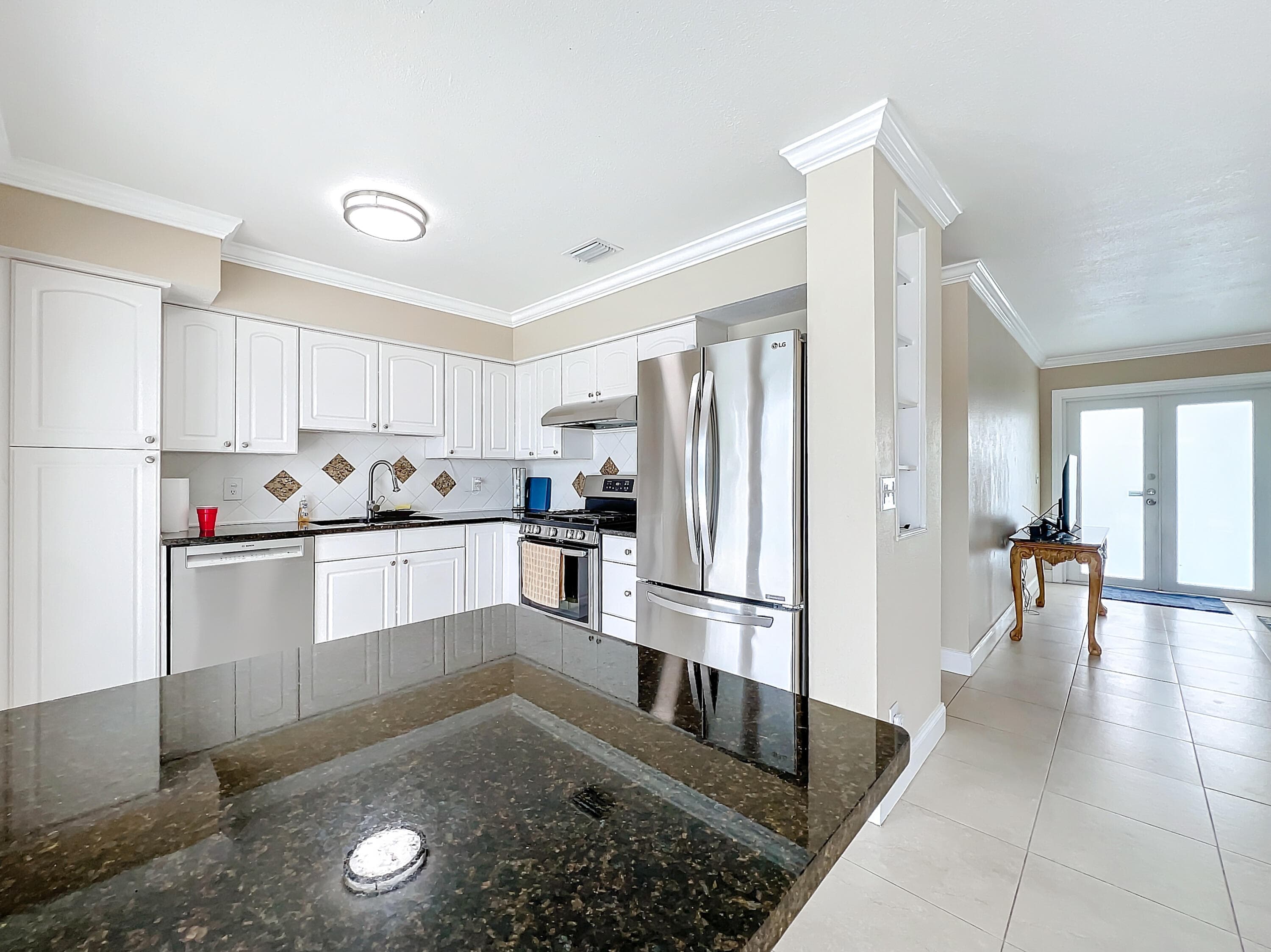 6803 Kingston Drive, Lake Worth, FL 33462 — photo 4 of 26
