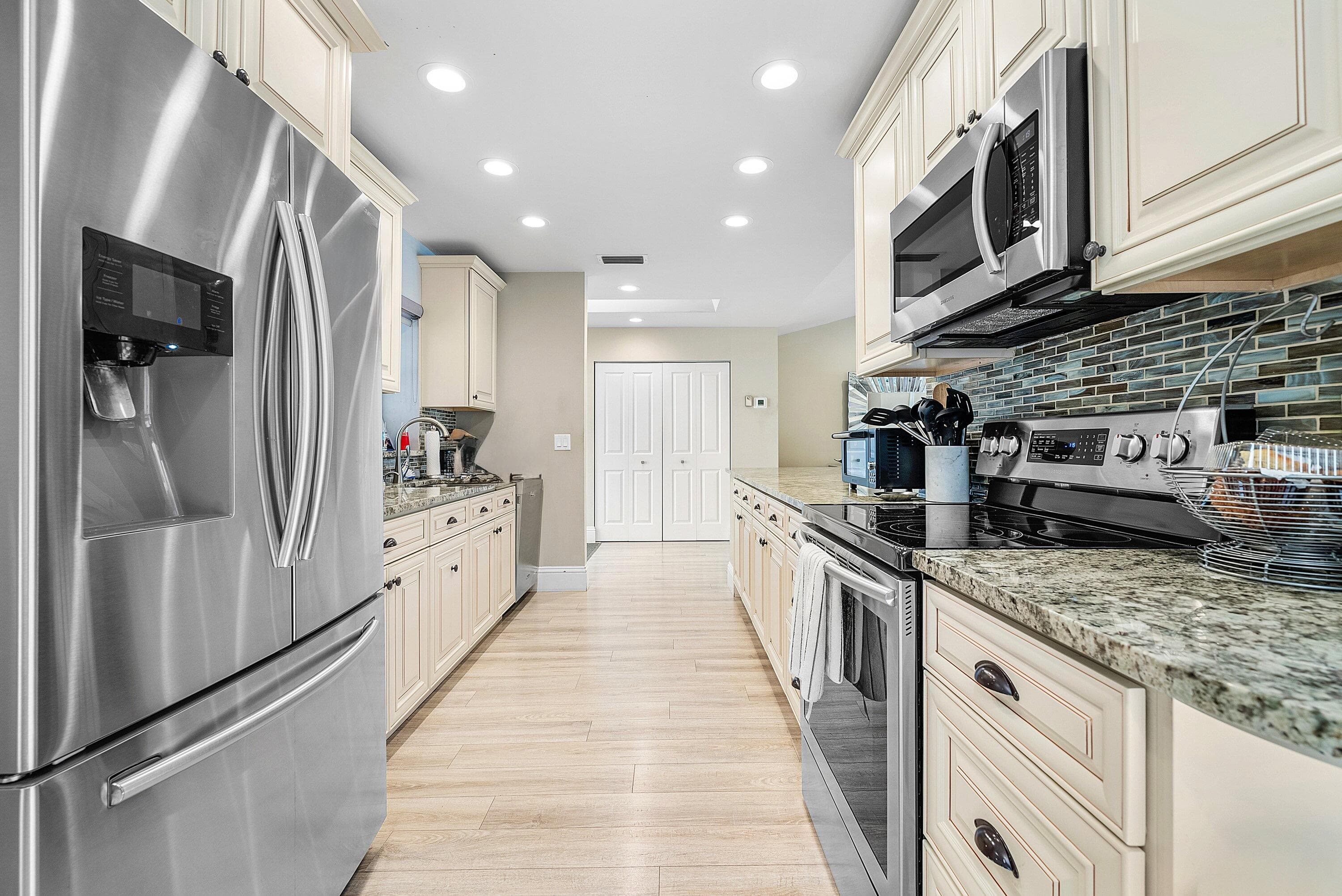 86 Cambridge Lane, Boynton Beach, FL 33436 — photo 10 of 83